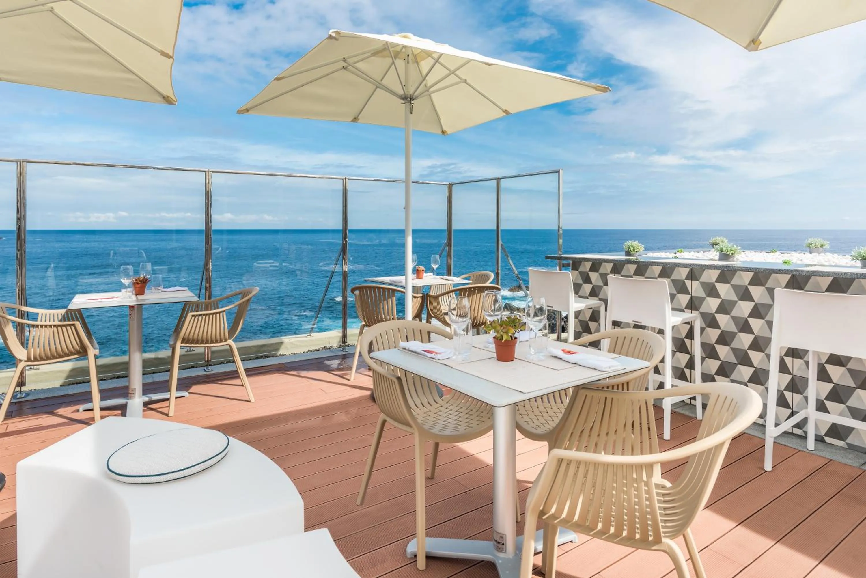 Restaurant/places to eat in Aqua Natura Madeira