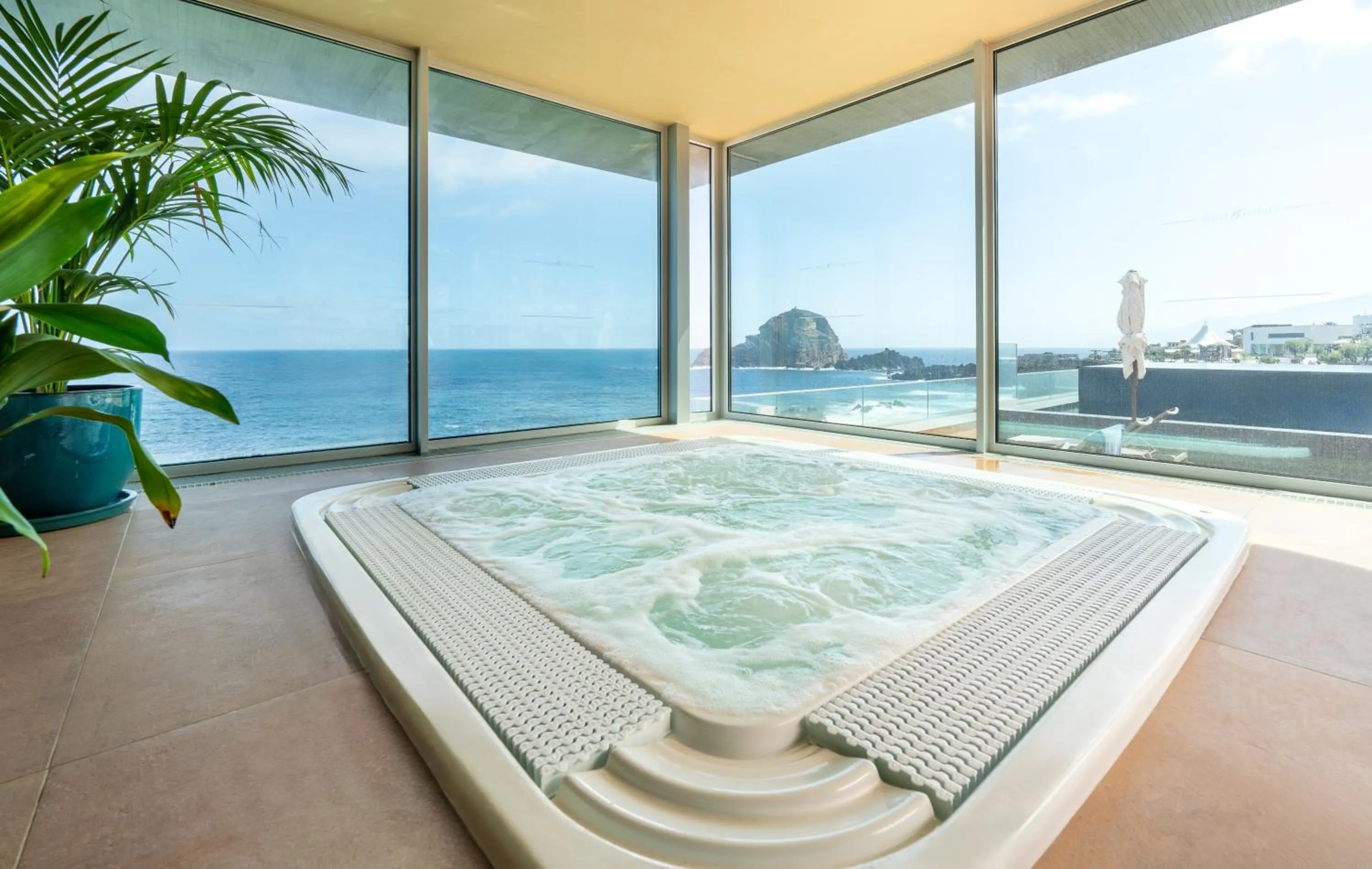 Spa and wellness centre/facilities in Aqua Natura Madeira