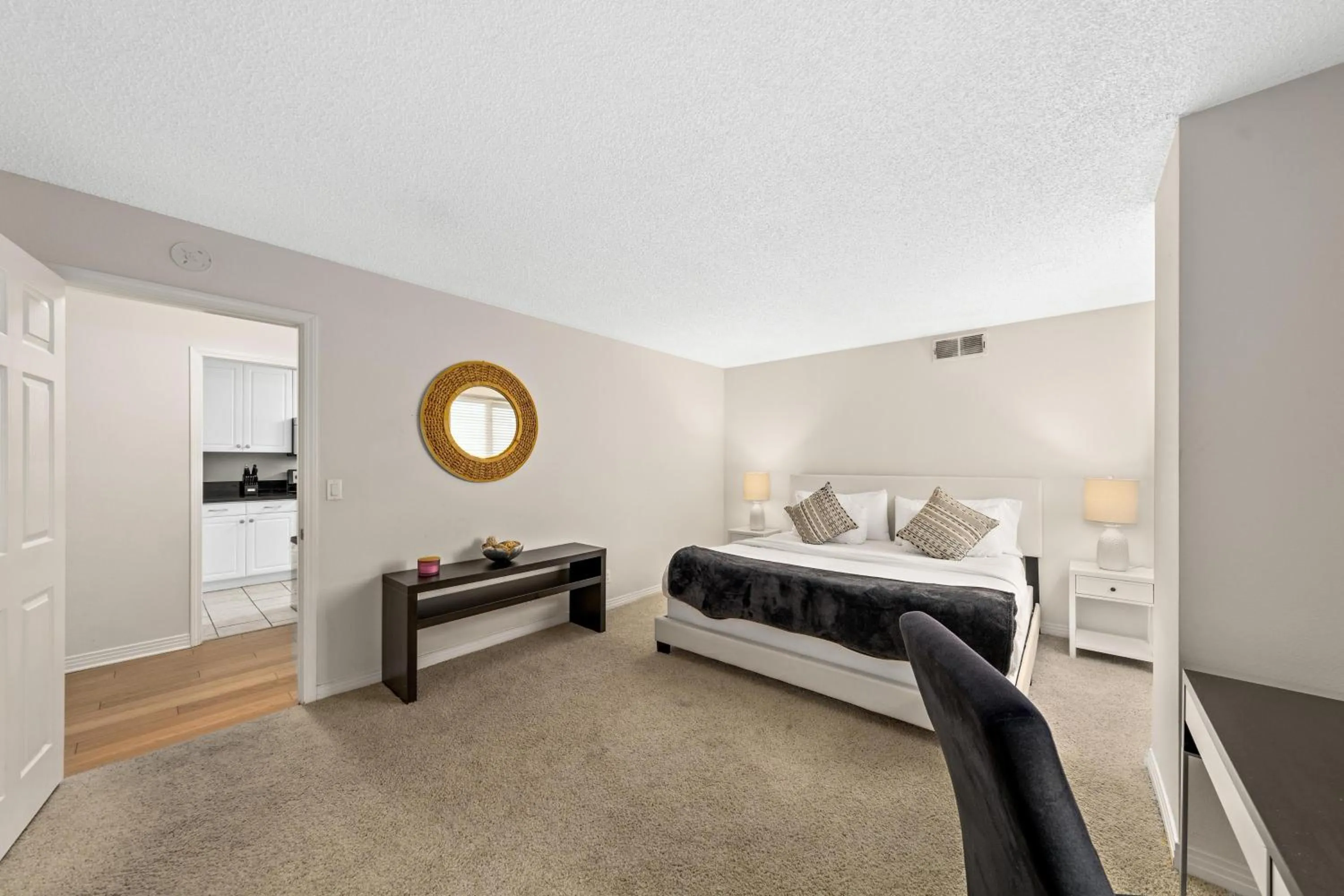 Bedroom, Bed in The tulip Marina Highrise with ocean view