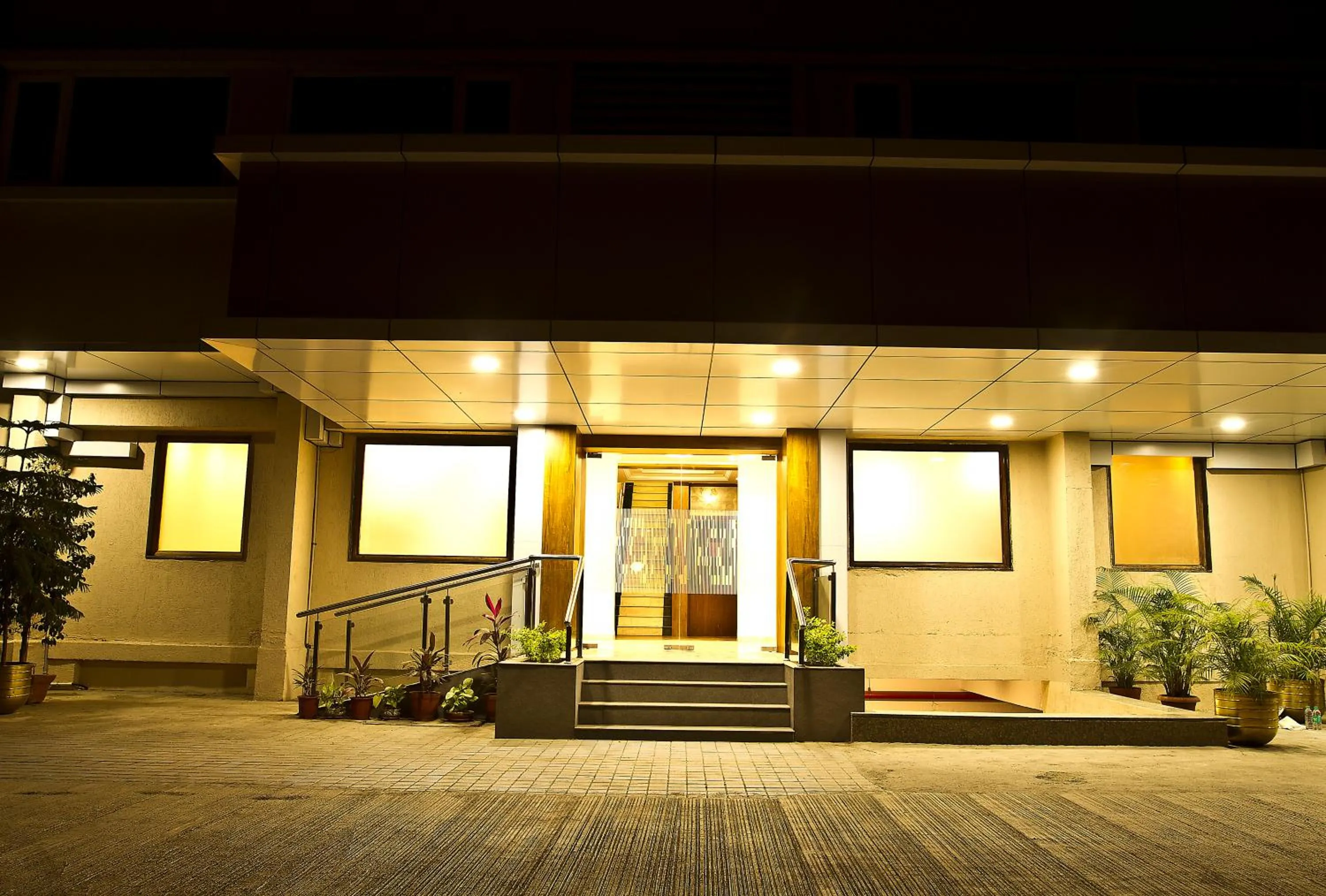 Facade/entrance in 7 Apple Hotel Pimpri Pune