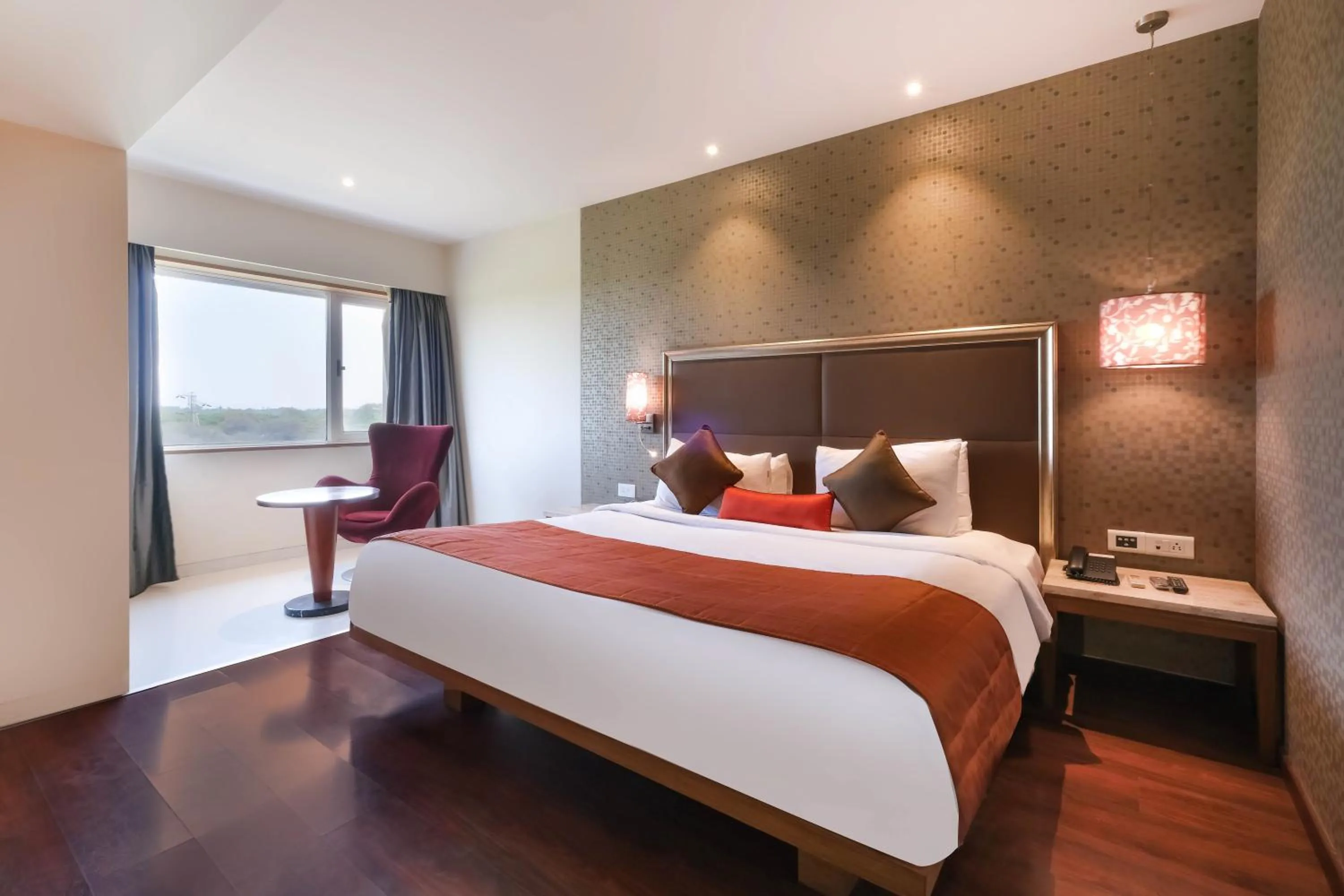 Bed in 7 Apple Hotel Pimpri Pune