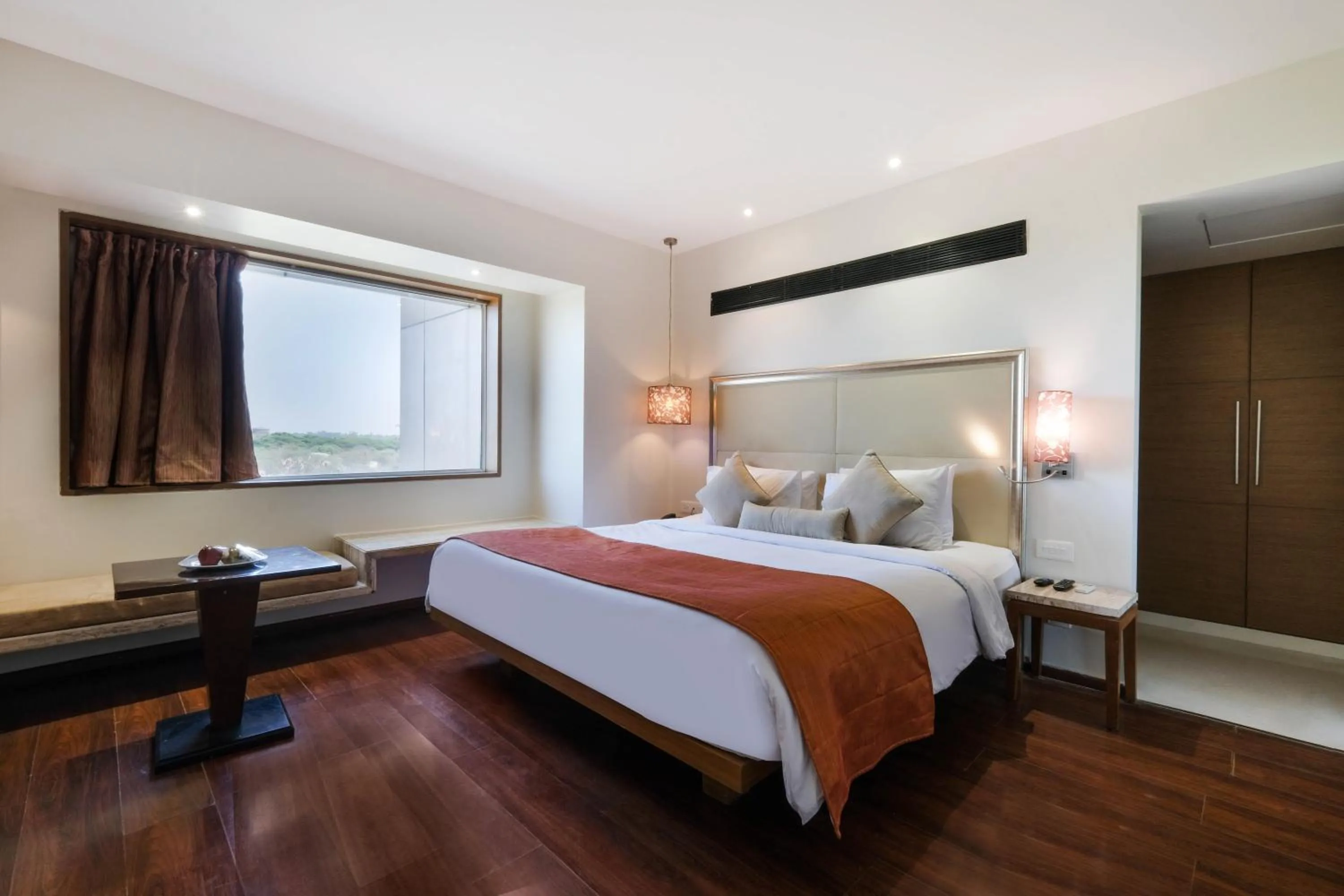 Bed in 7 Apple Hotel Pimpri Pune