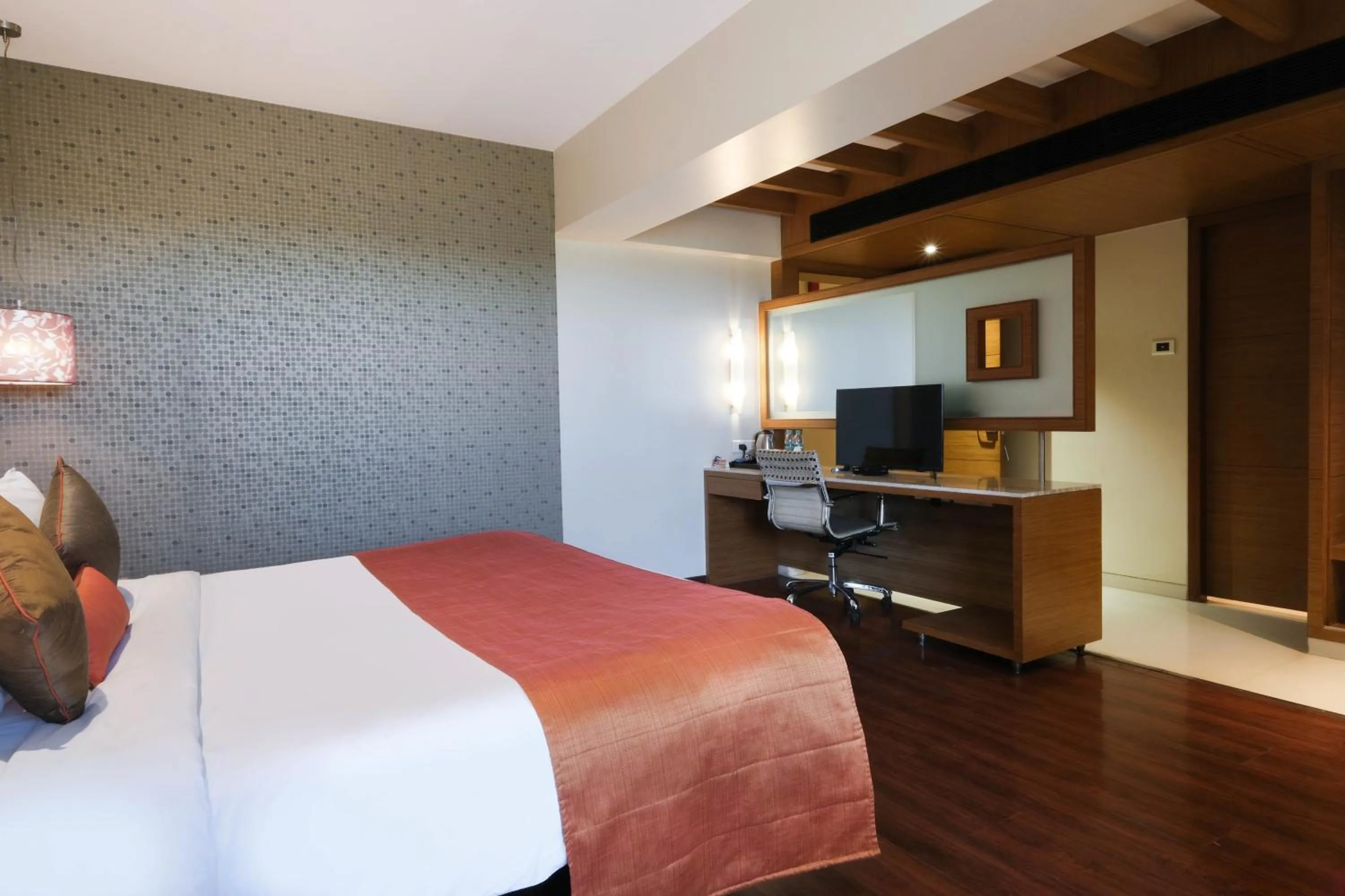 Bed in 7 Apple Hotel Pimpri Pune