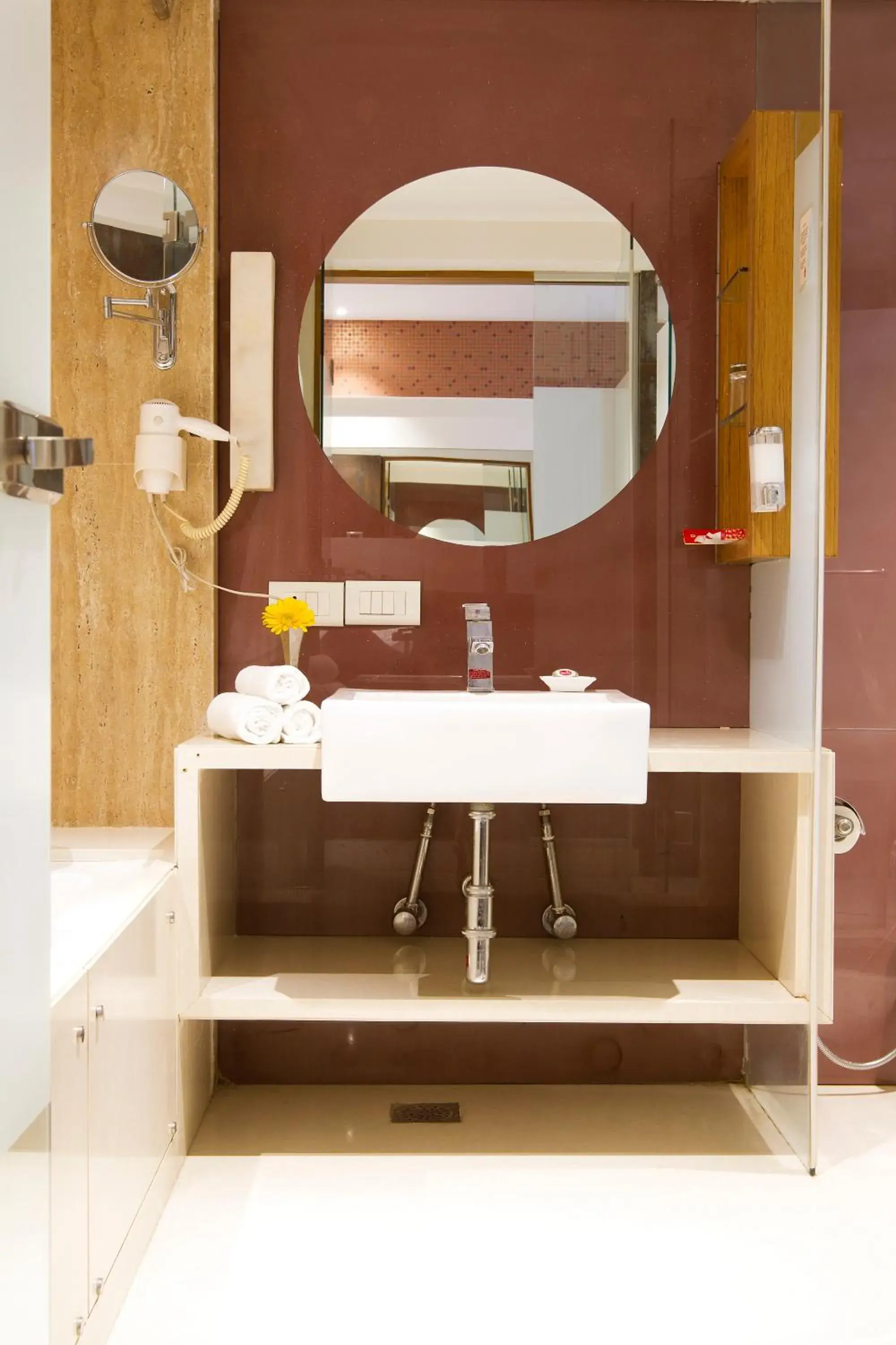 Superior Suite - single occupancy in 7 Apple Hotel Pimpri Pune Superior Suite - single occupancy in 7 Apple Hotel Pimpri Pune