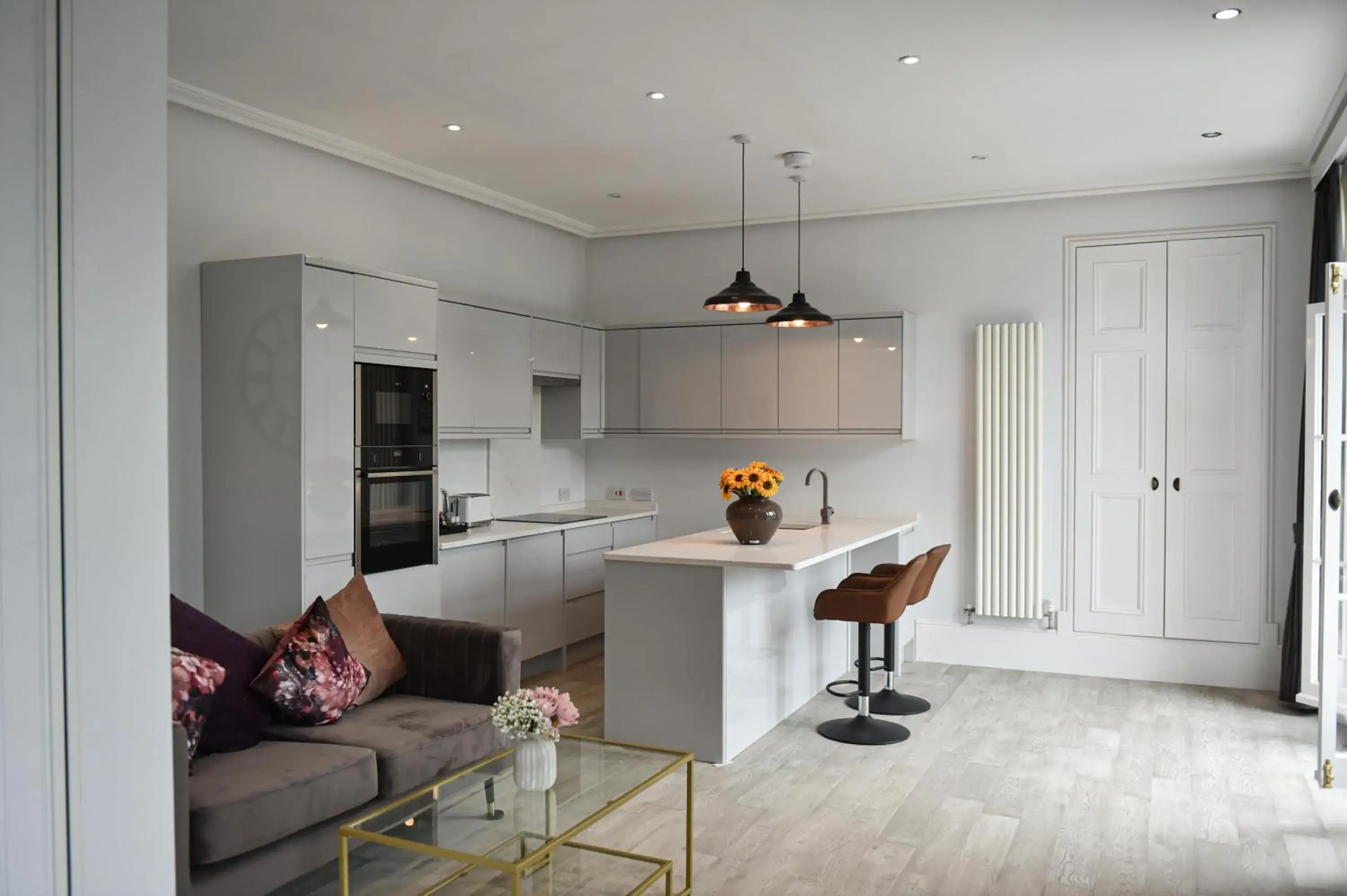 Duplex Apartment in Victoria Colonnade Aparthotel Duplex Apartment in Victoria Colonnade Aparthotel