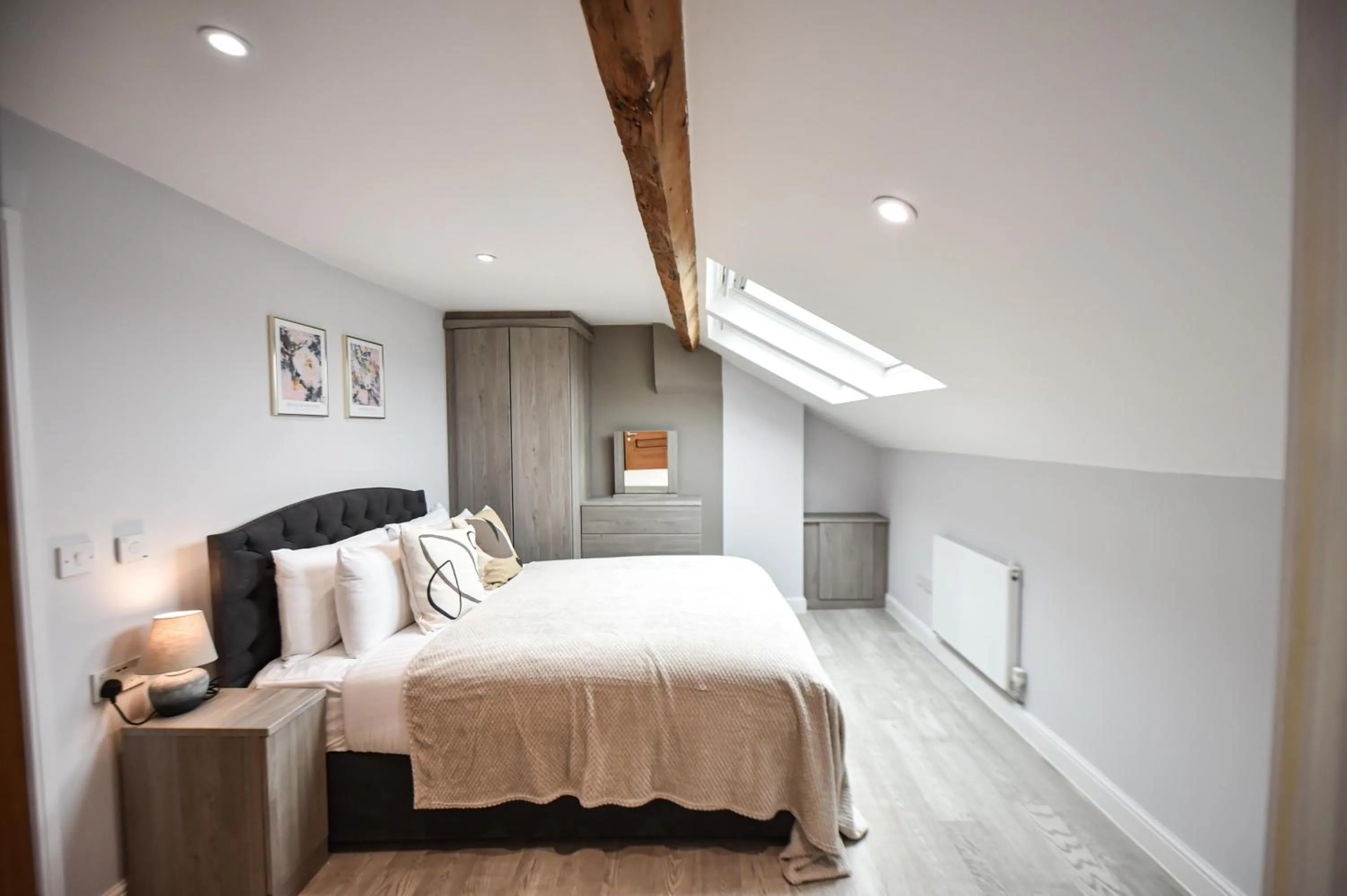 Photo of the whole room, Bed in Victoria Colonnade Aparthotel