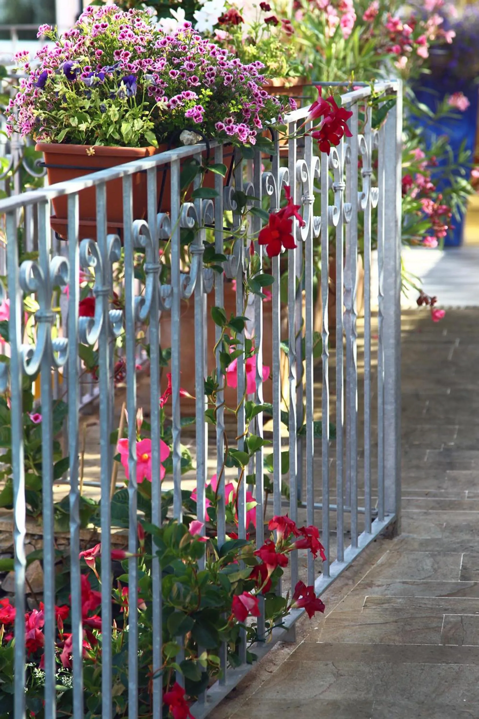 Decorative detail in Le Ville Relais
