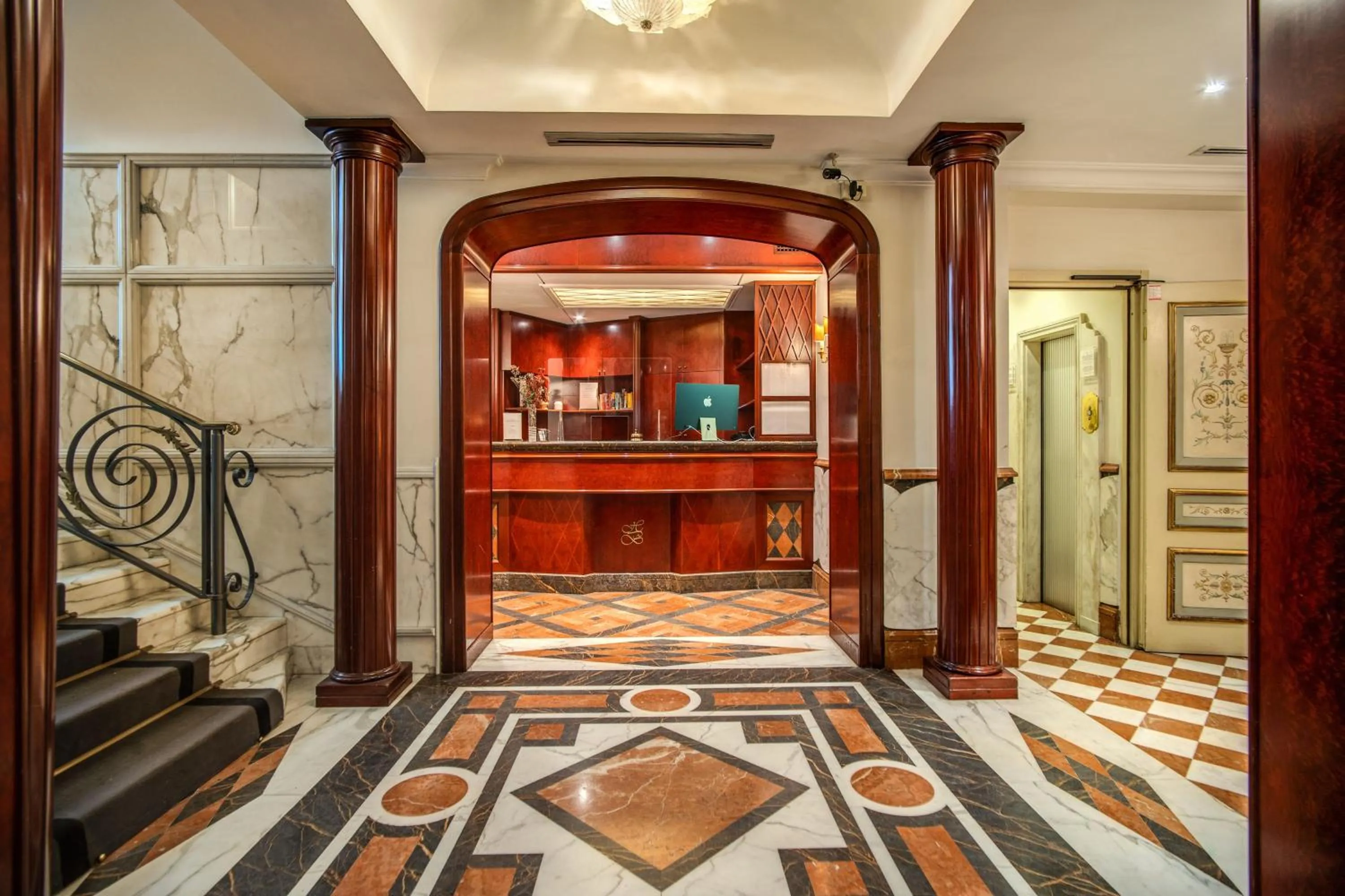 Lobby or reception in The Britannia Hotel