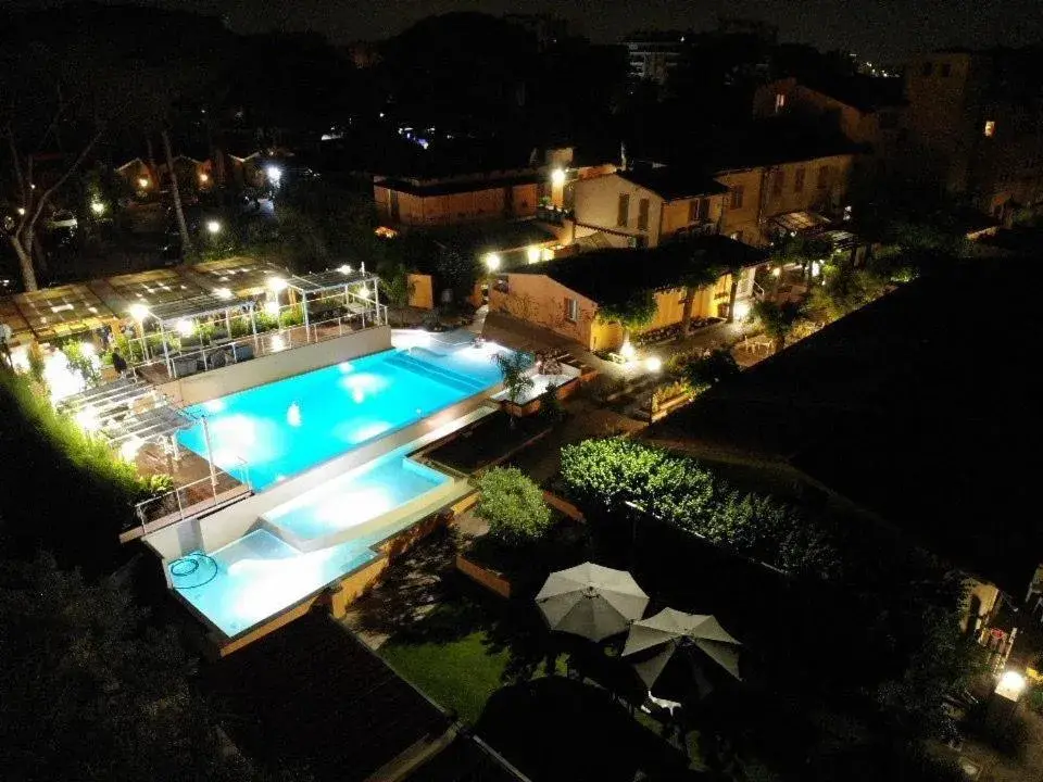 Swimming pool in Orto Di Roma Swimming pool in Orto Di Roma