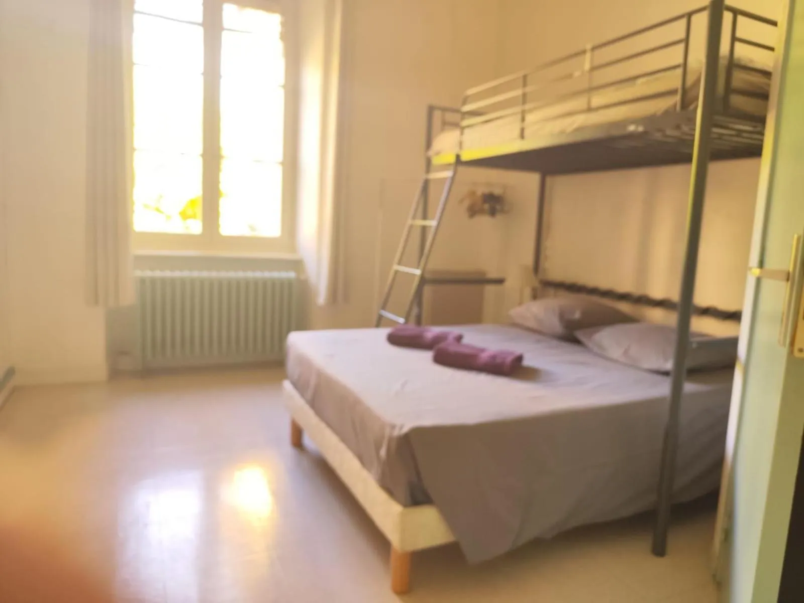 Photo of the whole room, Bed in Gîte d'étape et de groupe du Clos Saint Roch