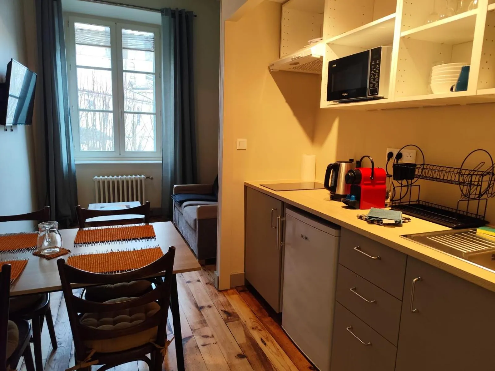 Dining area in Gîte d'étape et de groupe du Clos Saint Roch