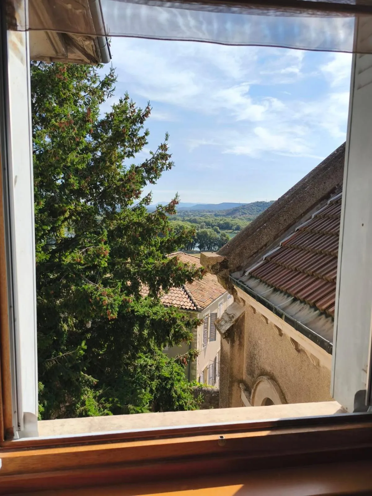 Garden view in Gîte d'étape et de groupe du Clos Saint Roch