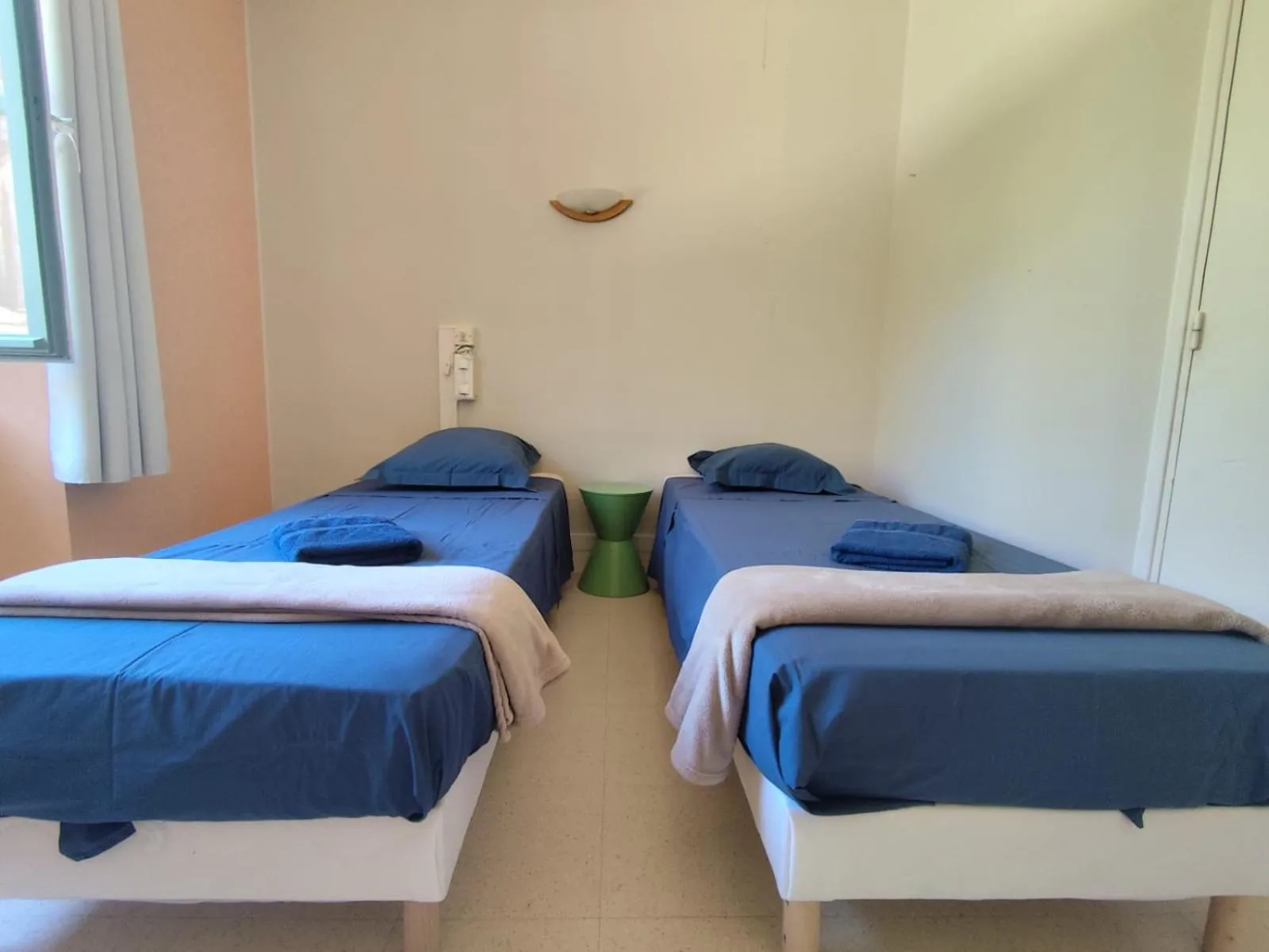 Bed in Gîte d'étape et de groupe du Clos Saint Roch