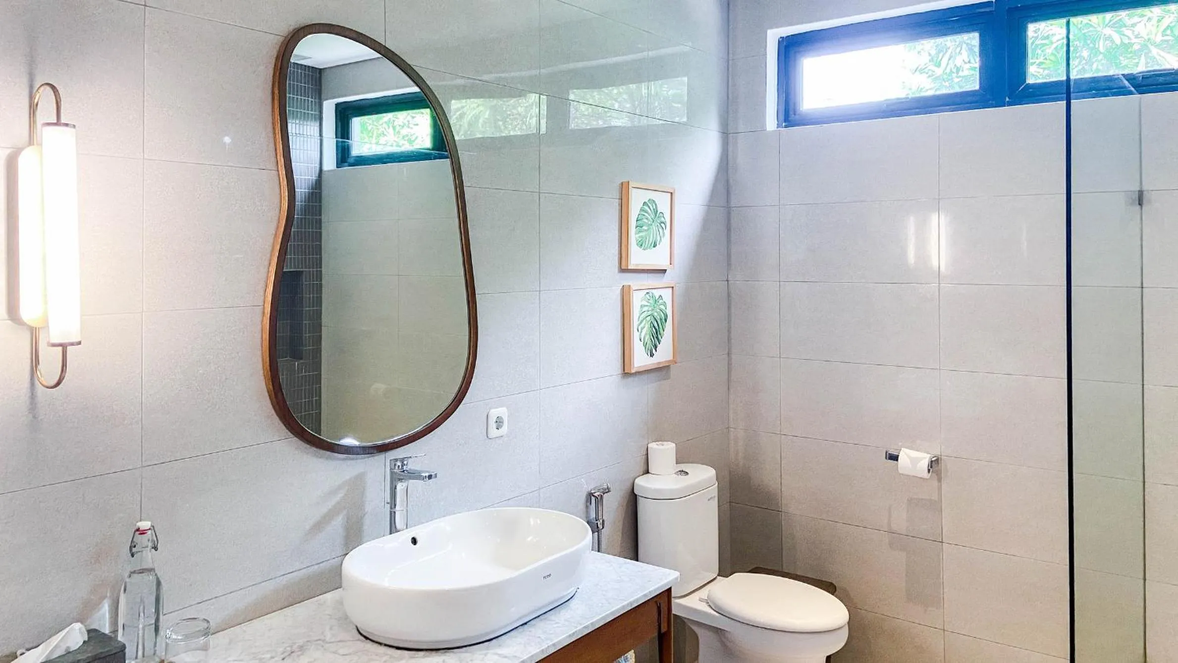 Toilet in Villa Daun 3 Canggu by Premier Hospitality Asia