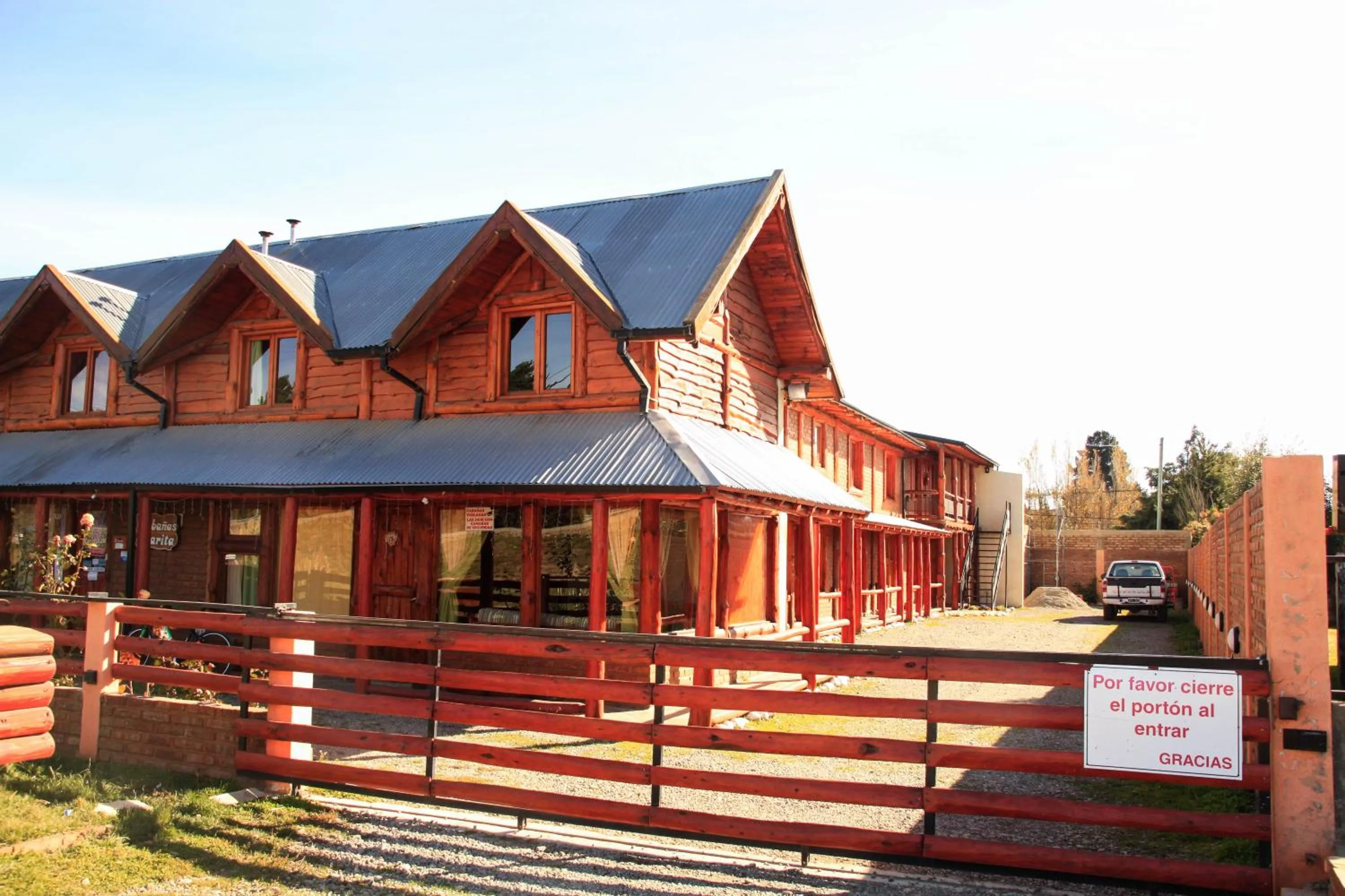 Property building in Cabañas Clarita