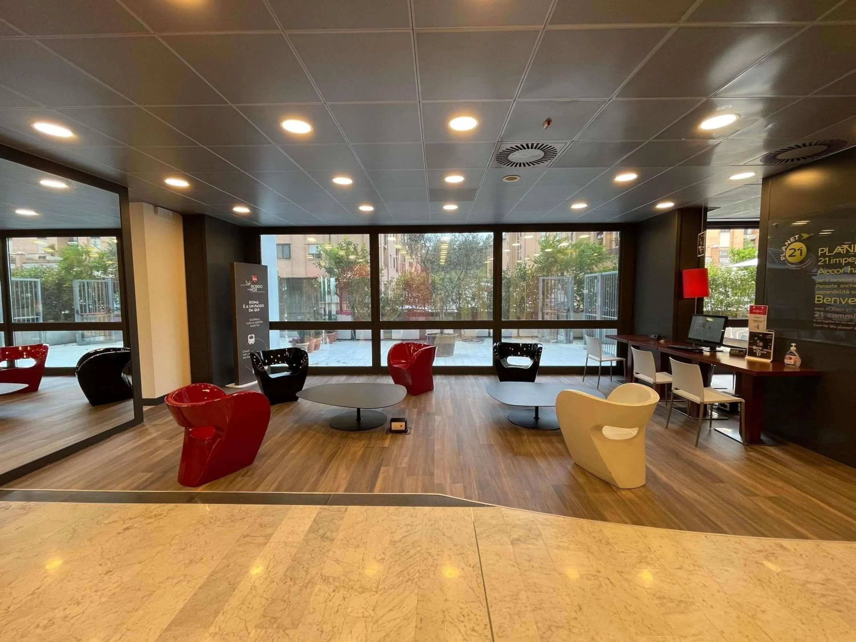 Property building in Ibis Roma Fiera