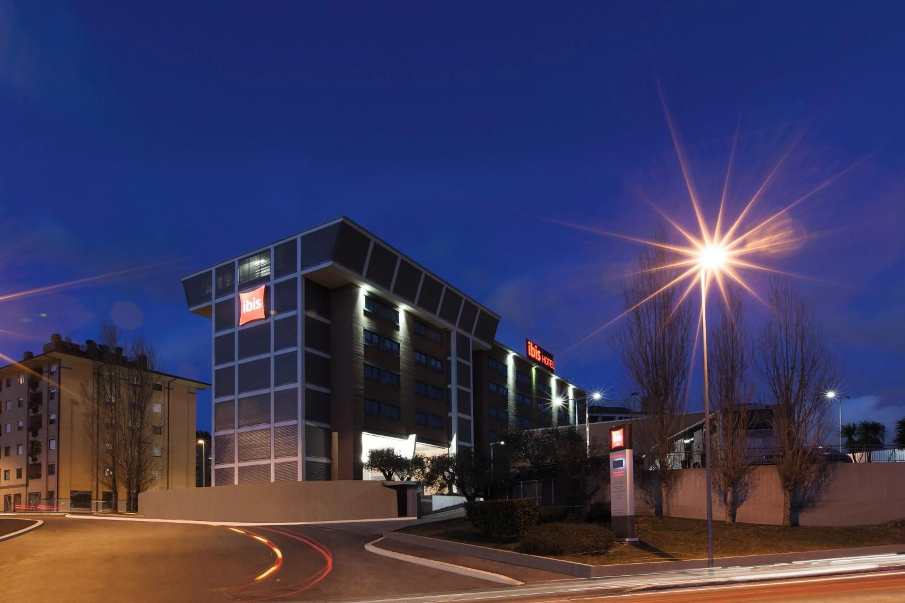 Facade/entrance in Ibis Roma Fiera