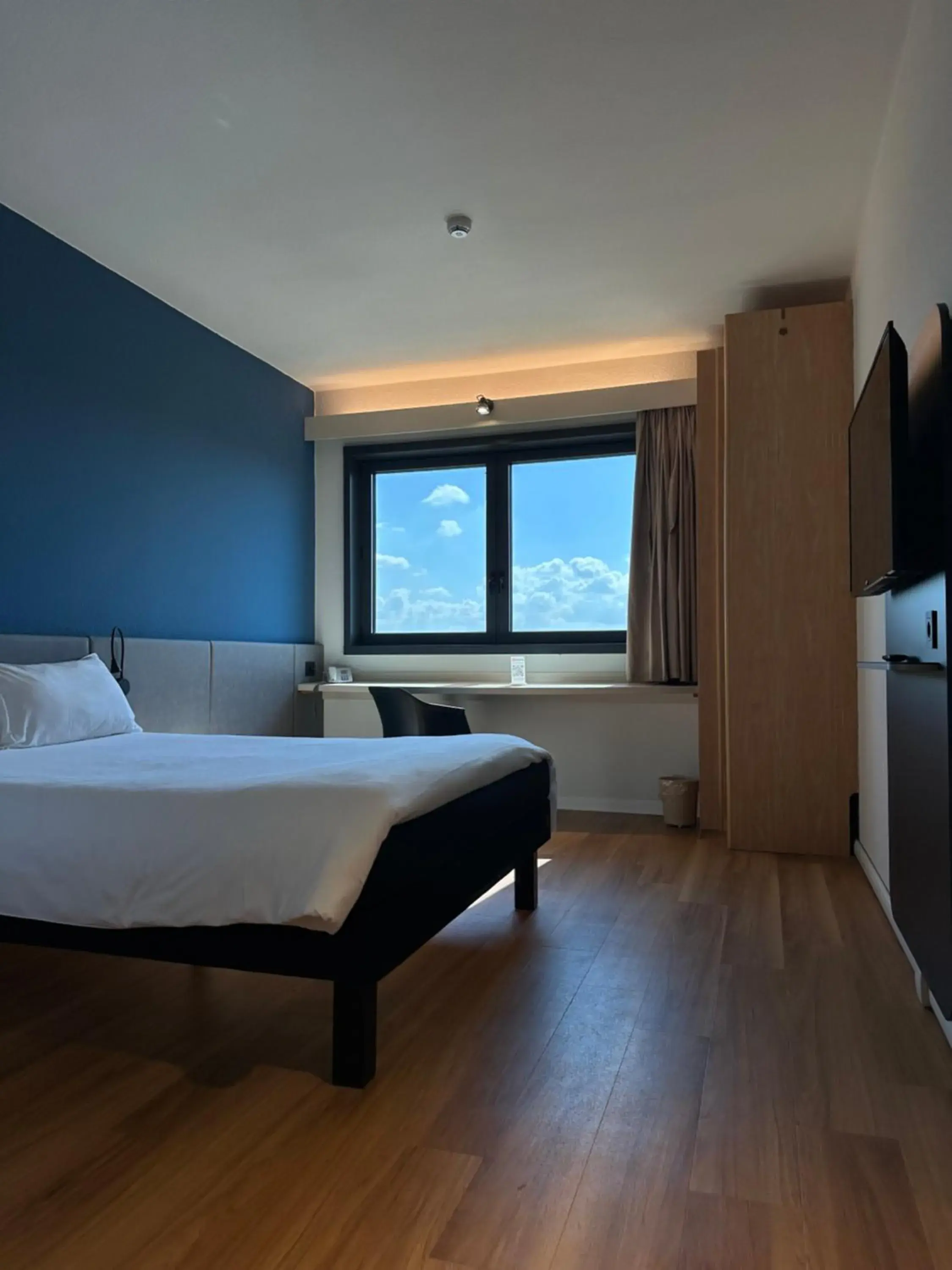 Bed in Ibis Roma Fiera Bed in Ibis Roma Fiera