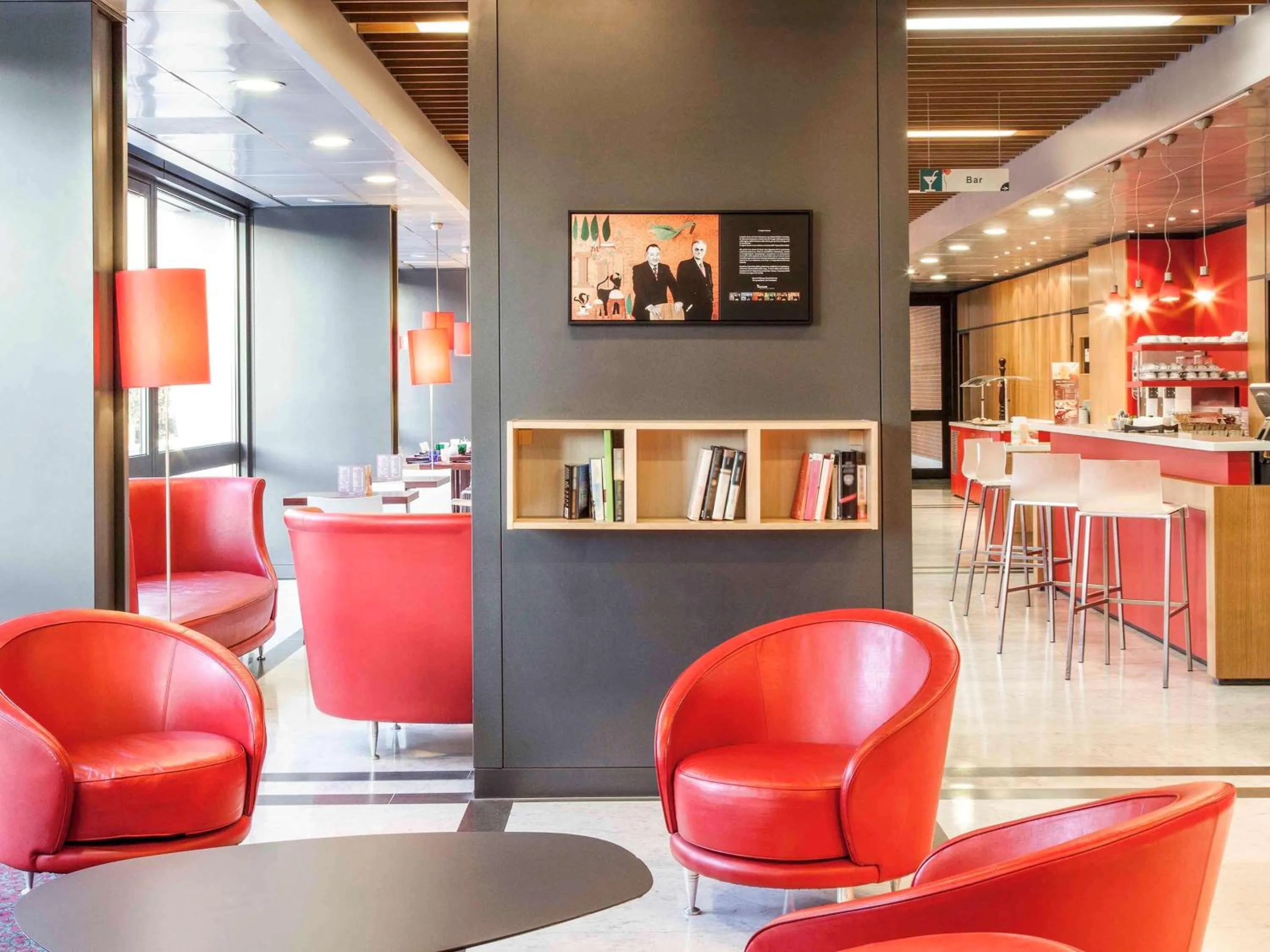 Property building in Ibis Roma Fiera