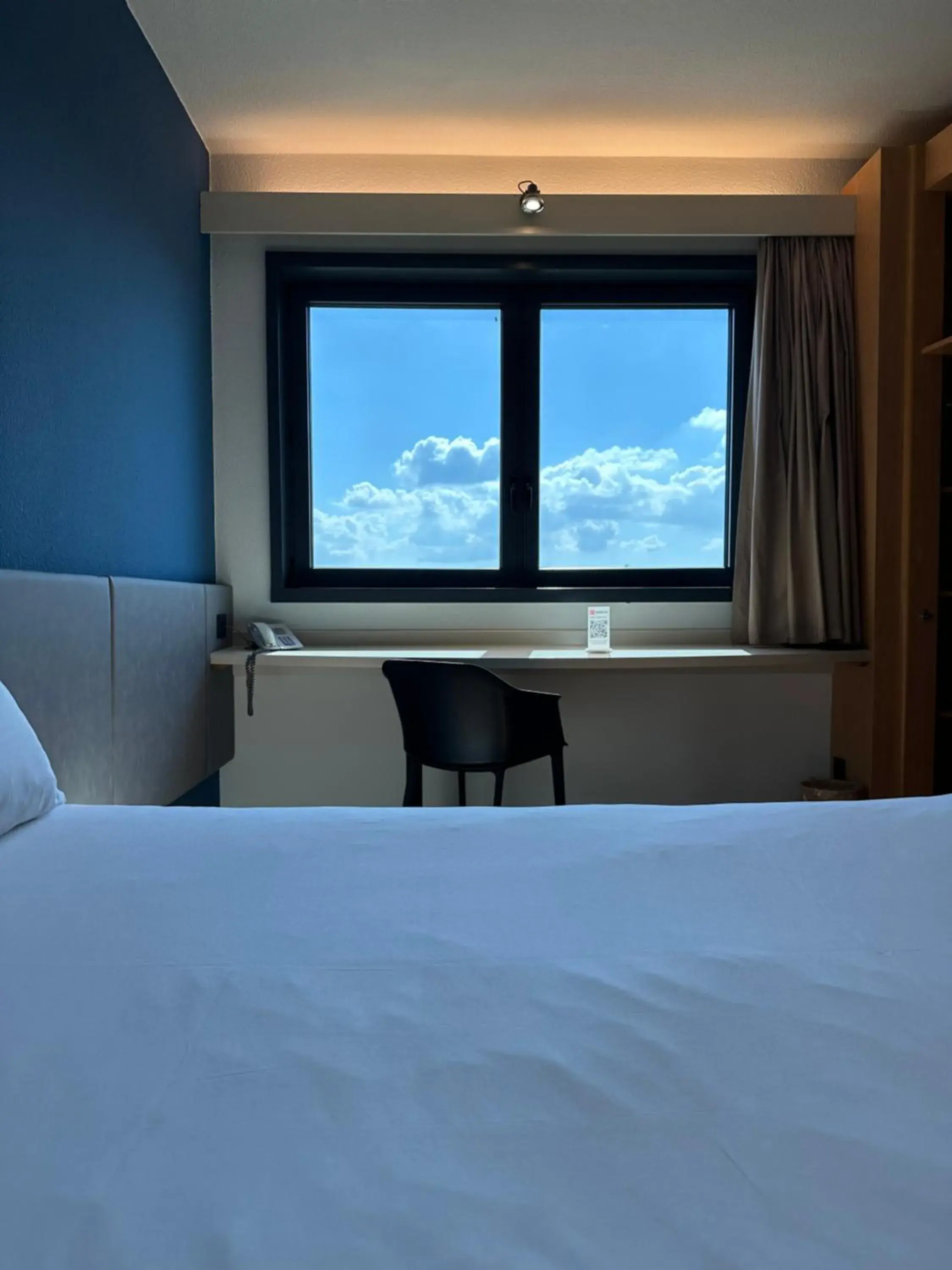 Bedroom, Bed in Ibis Roma Fiera Bedroom, Bed in Ibis Roma Fiera