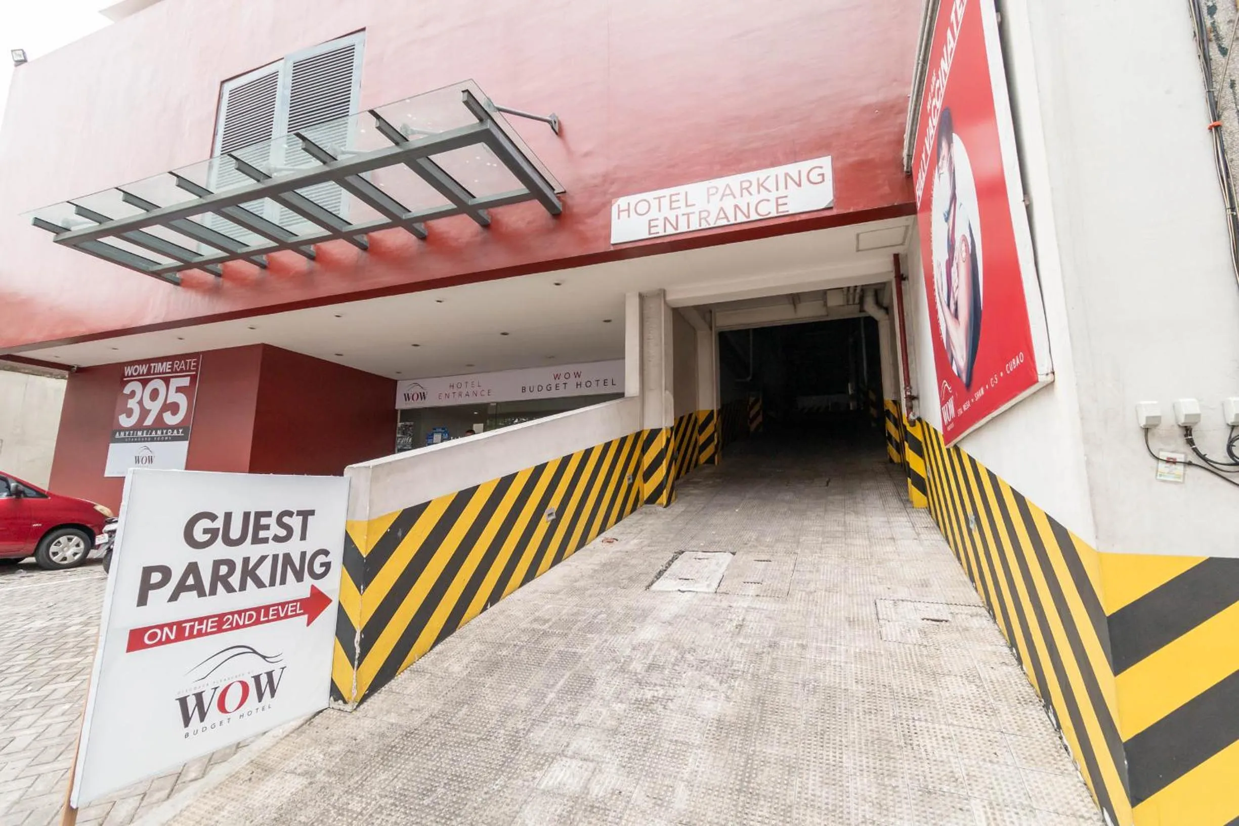 Parking in Wow Budget Hotel Cubao