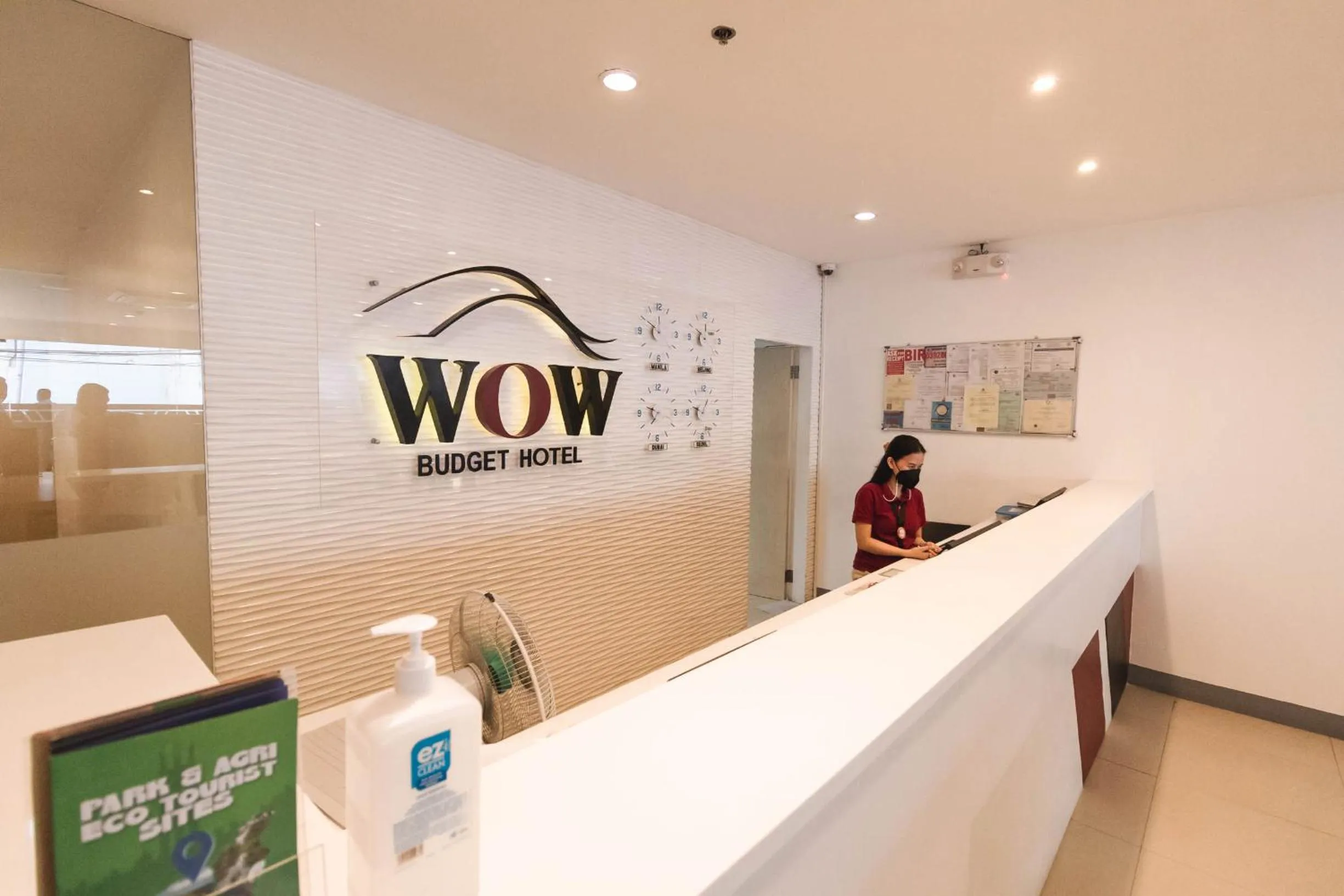 Lobby or reception in Wow Budget Hotel Cubao