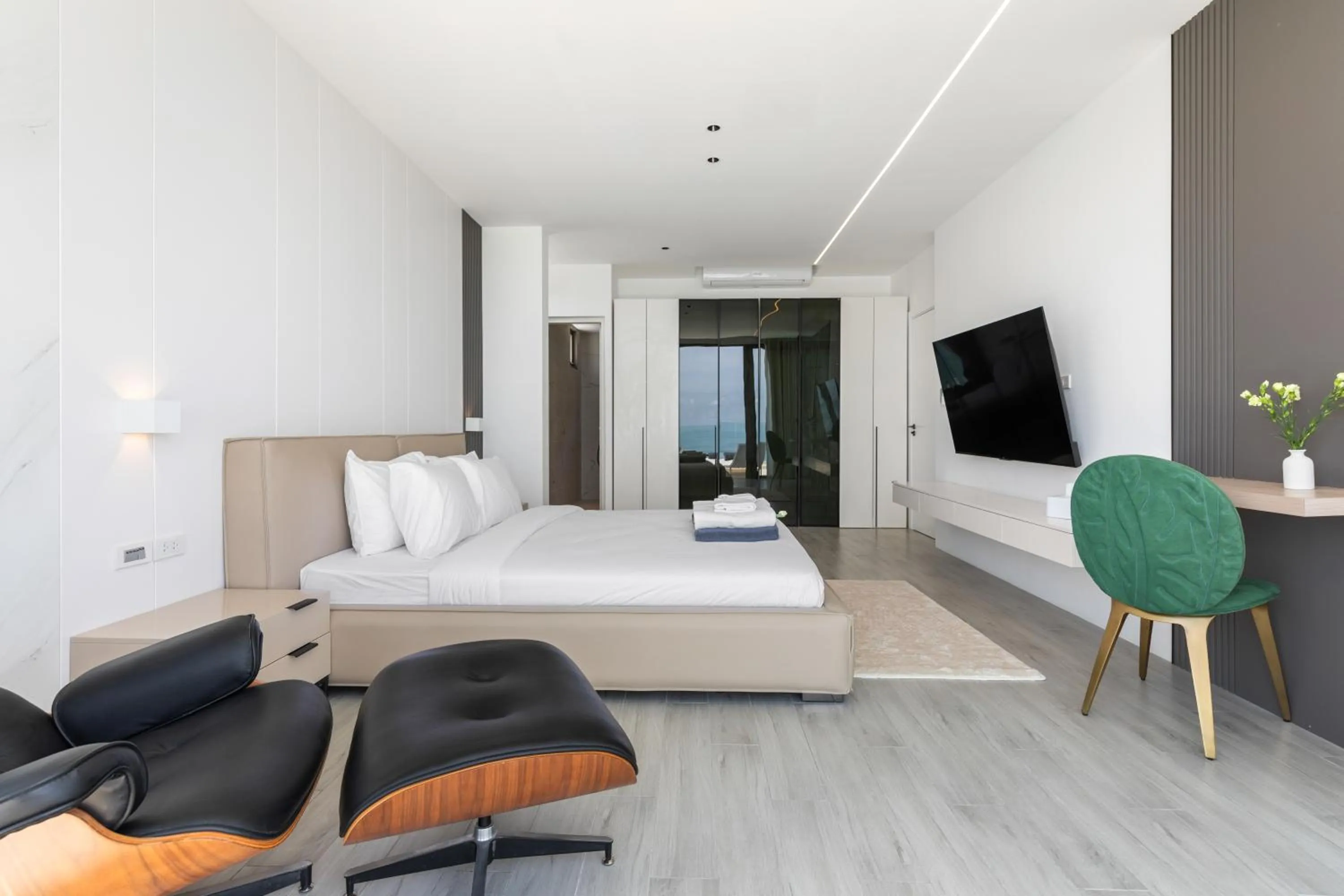 Bedroom, Bed in Villa The Wave 2 Residence