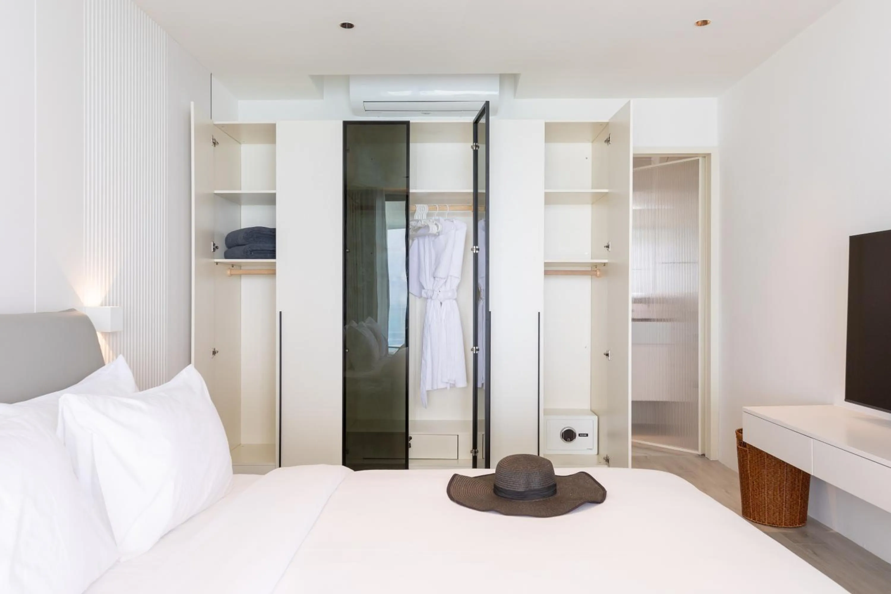 Bedroom, Bed in Villa The Wave 2 Residence