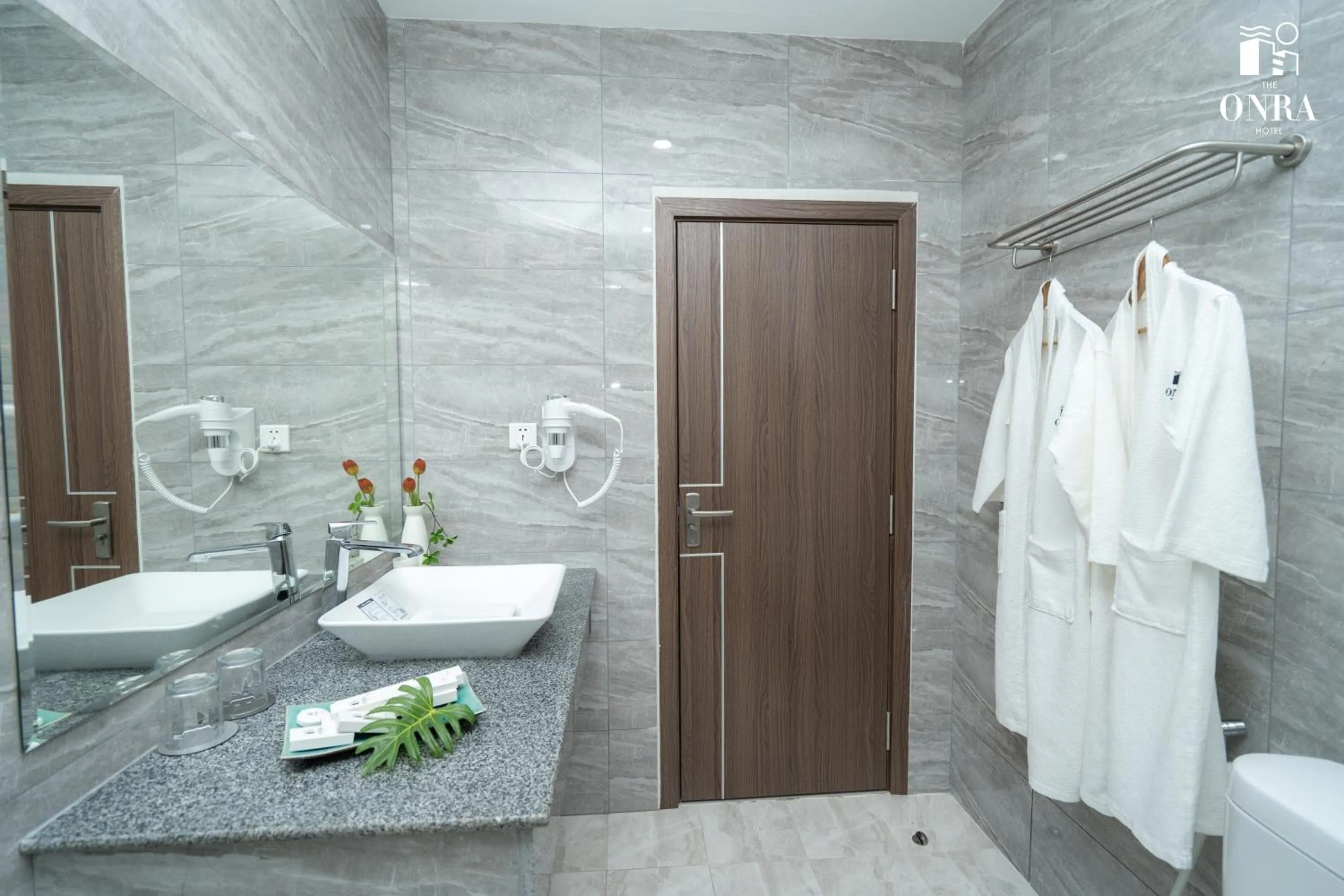 Shower in The ONRA Hotel