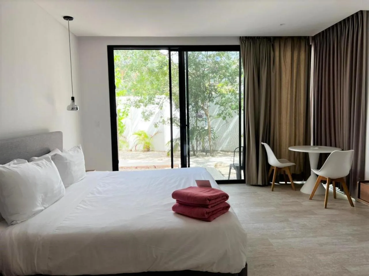 Photo of the whole room, Bed in Central Park ModernStudio, Gym, Spa, Wi-Fi, cowork