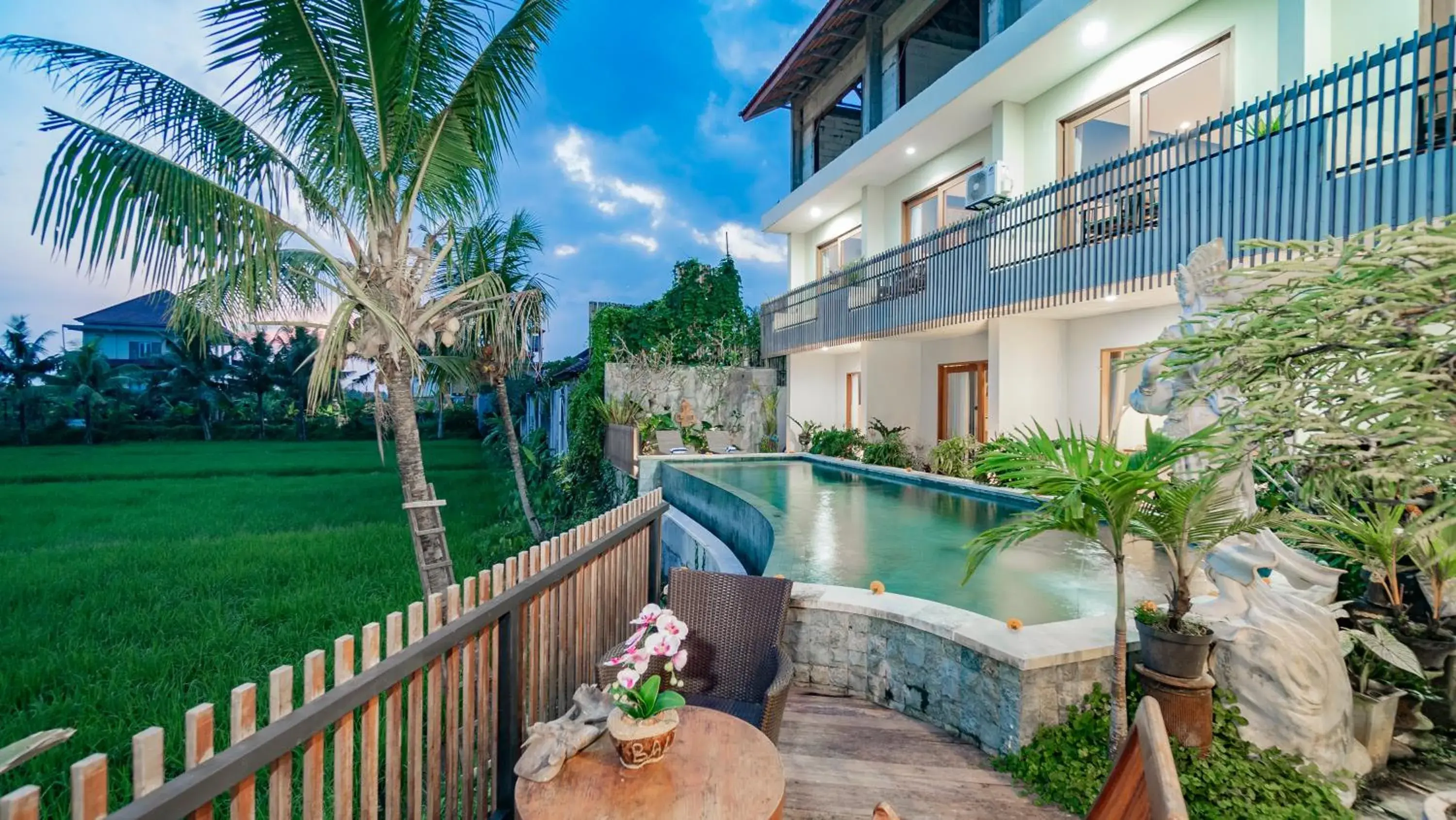 Property building in Juli House by Mahaputra Property building in Juli House by Mahaputra