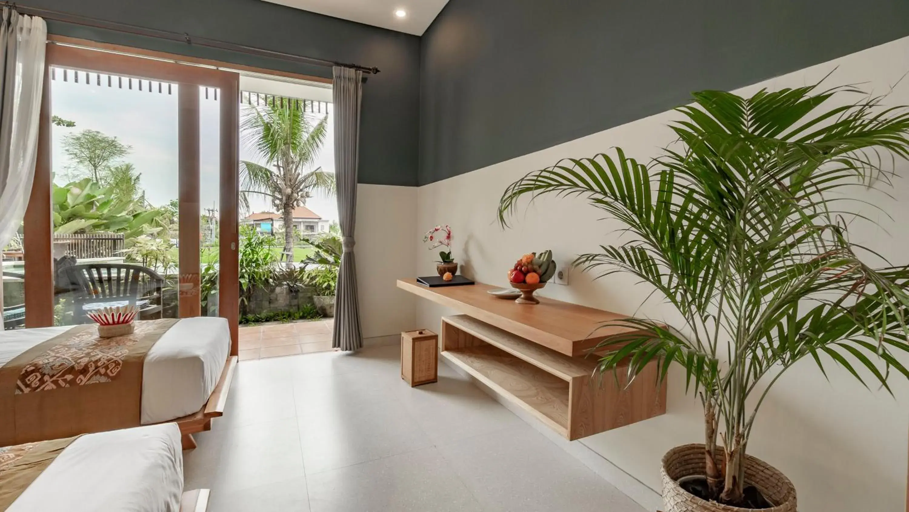 Property building in Juli House by Mahaputra Property building in Juli House by Mahaputra