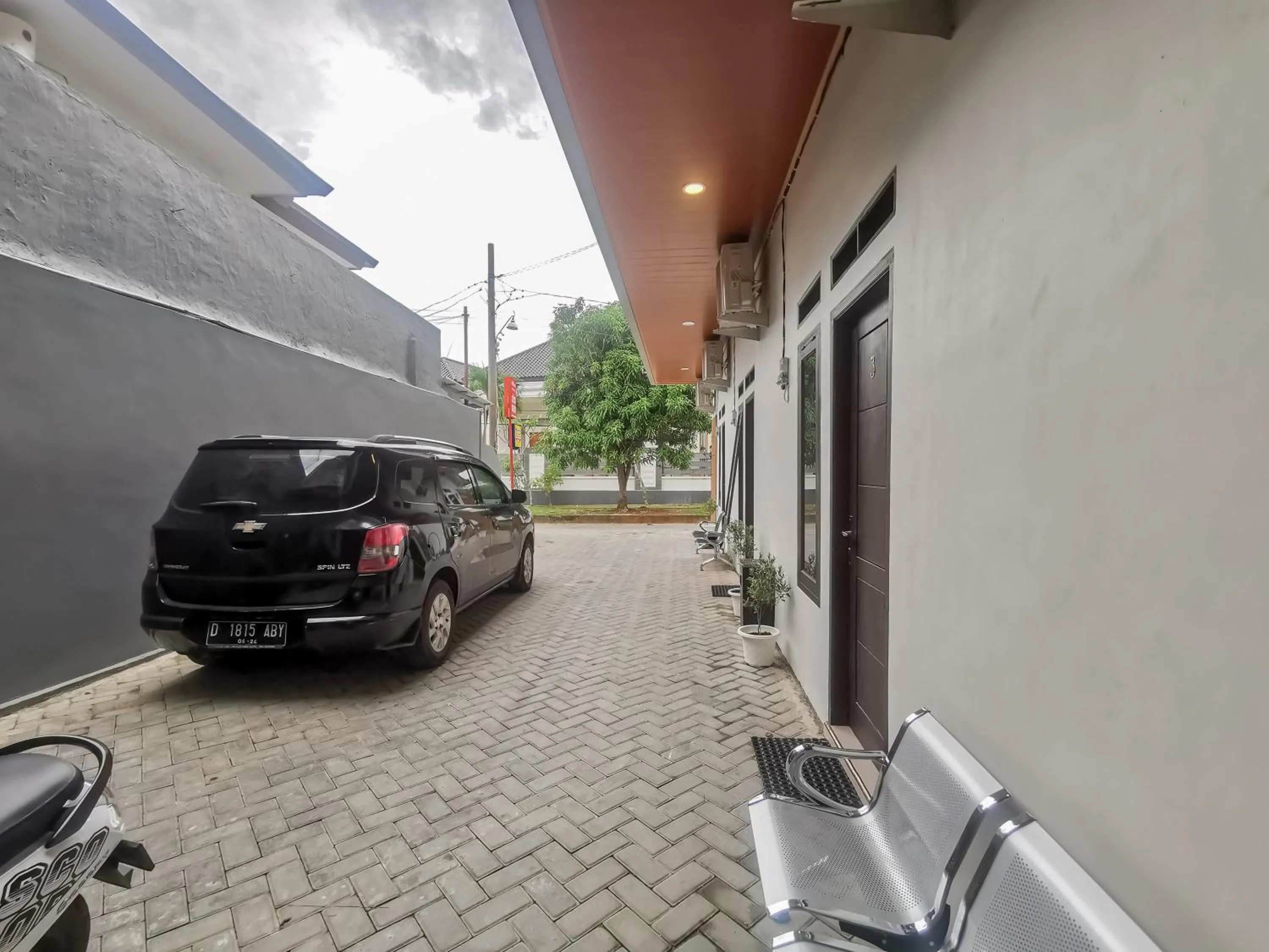 Property building in RedDoorz @ Jalan Urip Sumoharjo Lampung