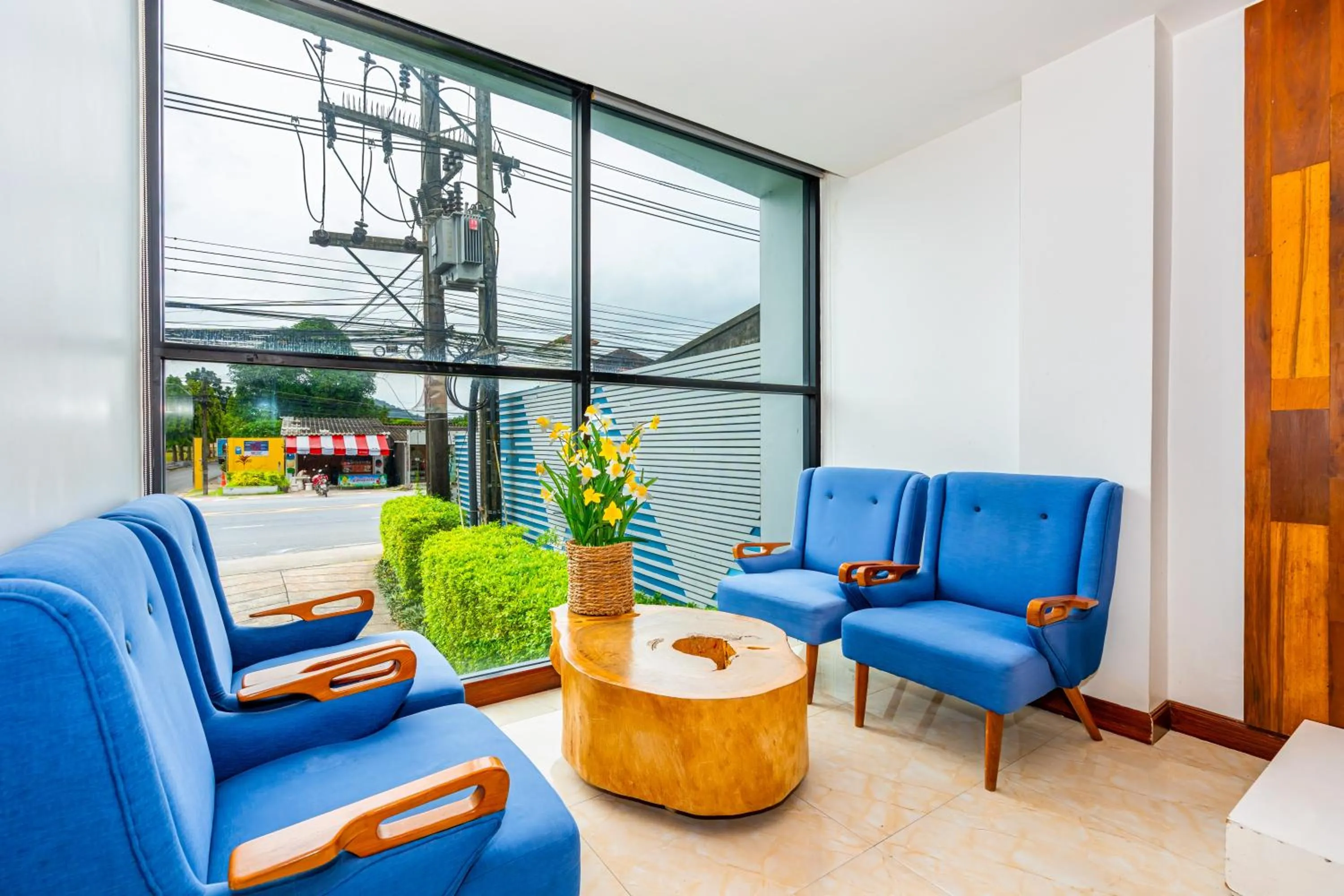 Lobby or reception in The Cheetar Hotel