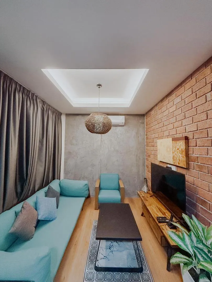 TV and multimedia in Royale Riviera Resort Private Pool Villas