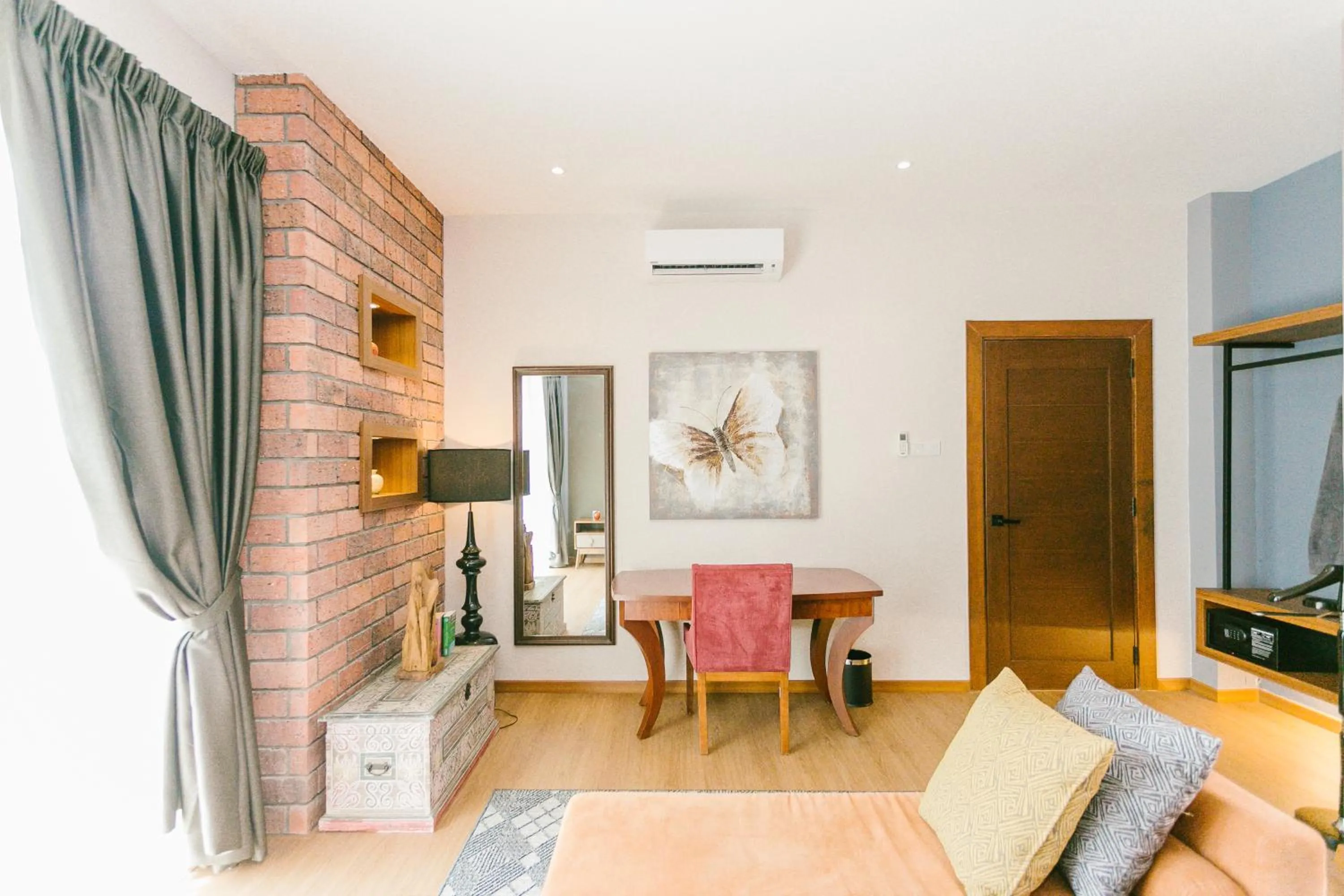 Bed in Royale Riviera Resort Private Pool Villas