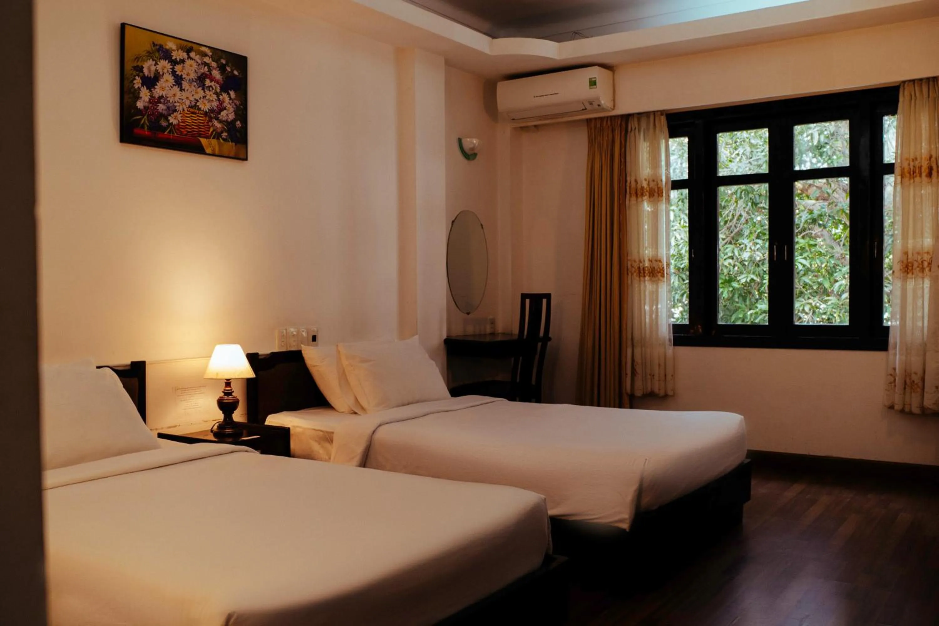 Photo of the whole room, Bed in Mercury Hotel & Apartment