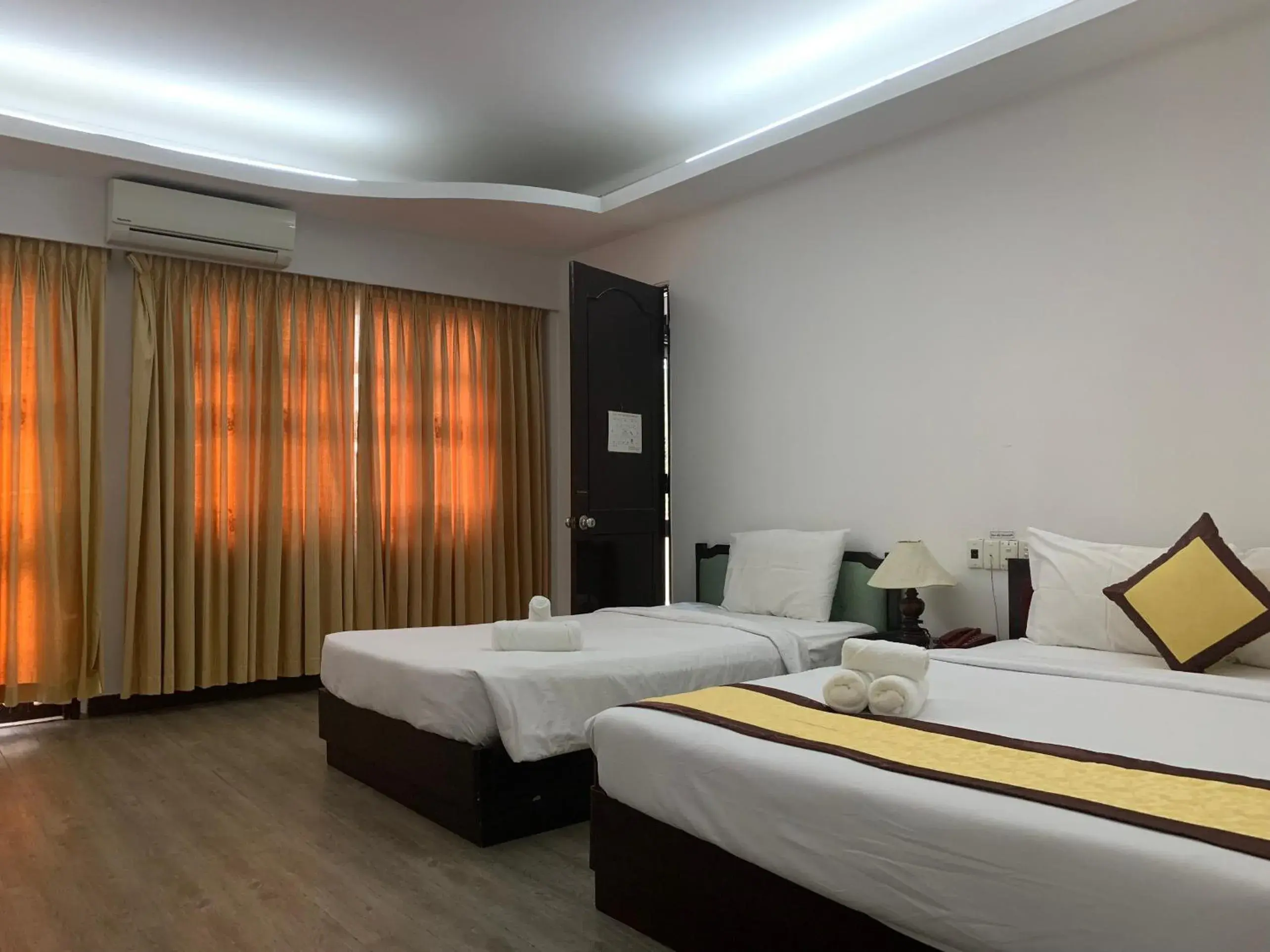 Bedroom, Bed in Mercury Hotel & Apartment Bedroom, Bed in Mercury Hotel & Apartment