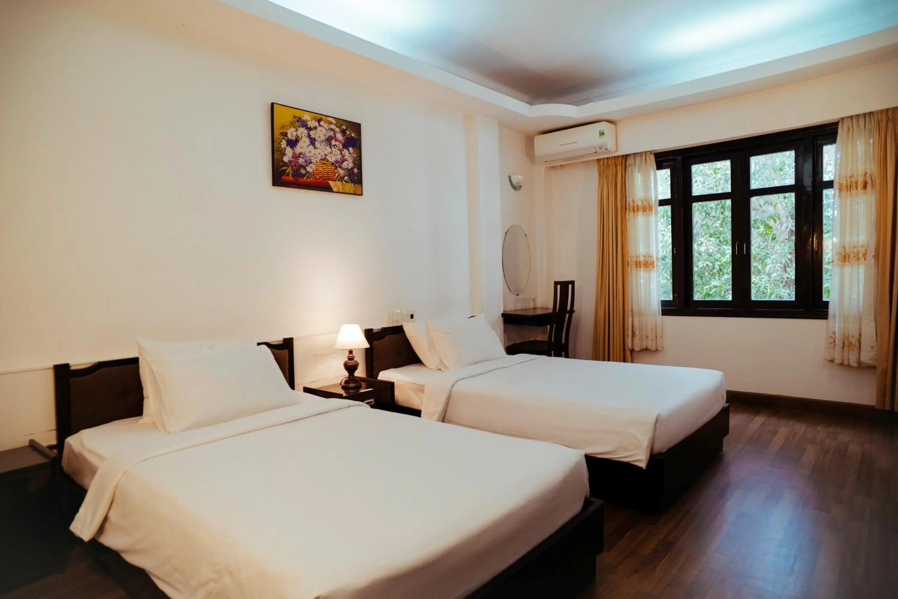 Photo of the whole room, Bed in Mercury Hotel & Apartment