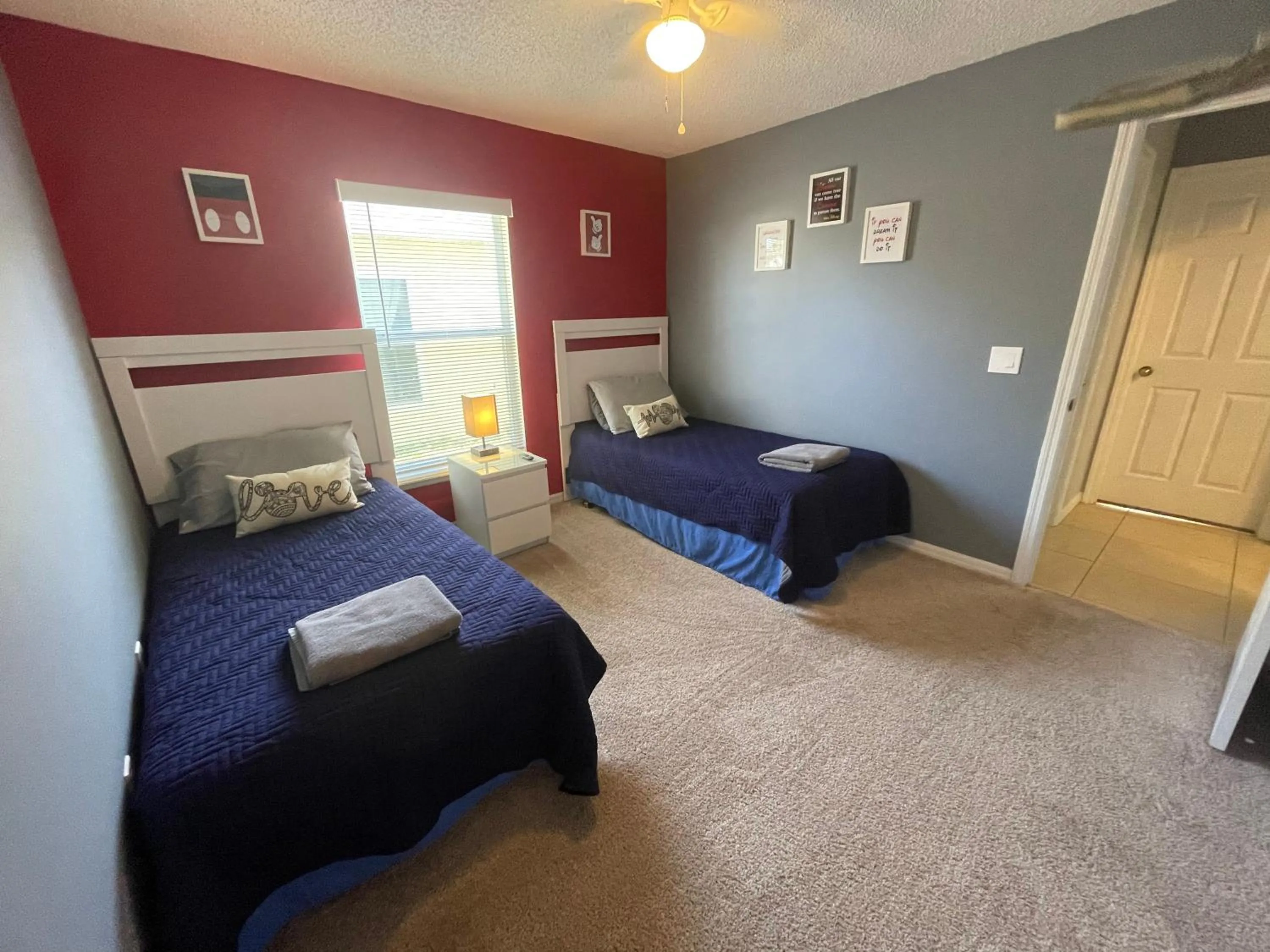 Bedroom, Bed in 3 Bedroom Villa with Poolside Cinema and Games Room Close to theme Parks sleeps 6 plus 2