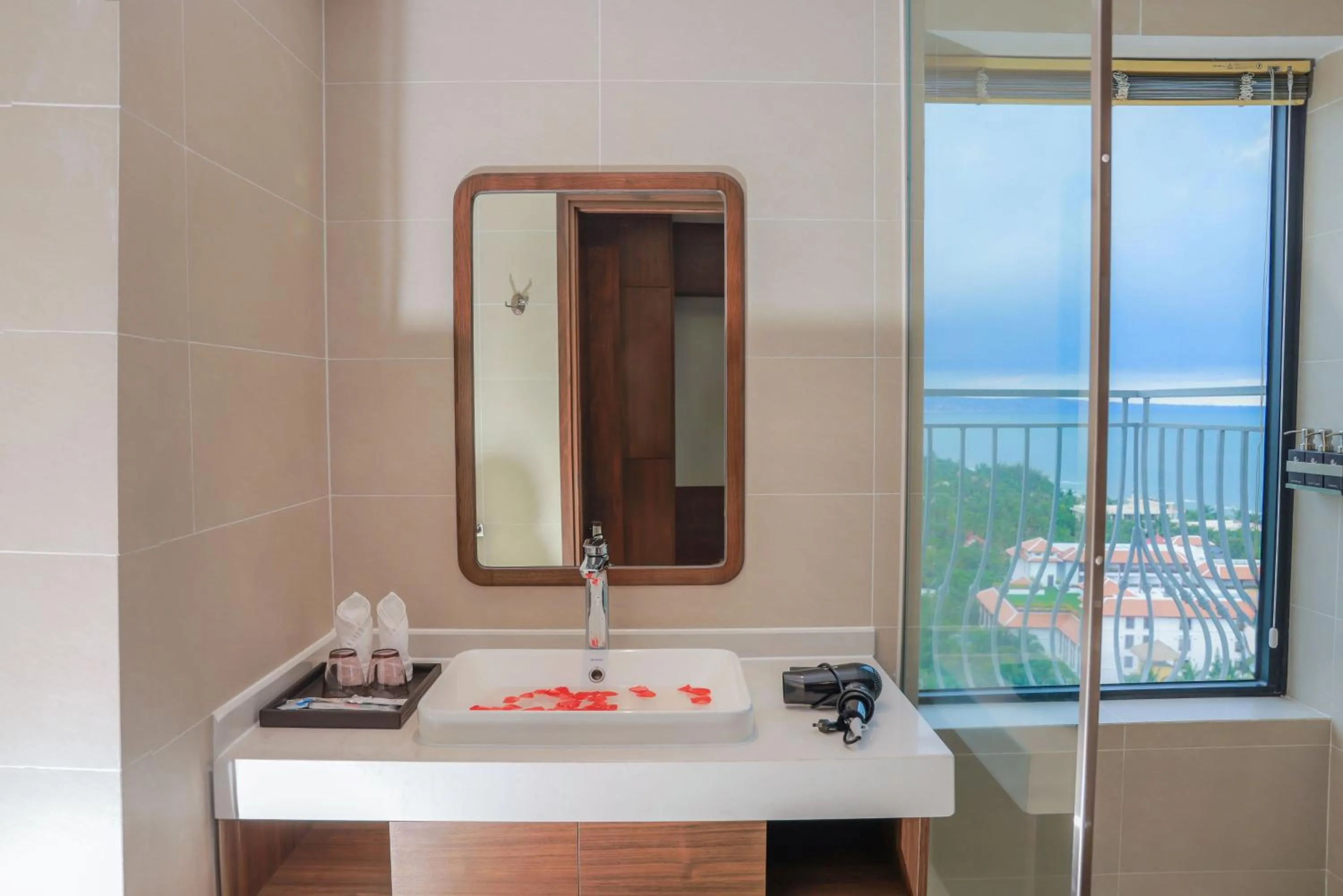 Bathroom in Vipol Mui Ne Hotel & Spa