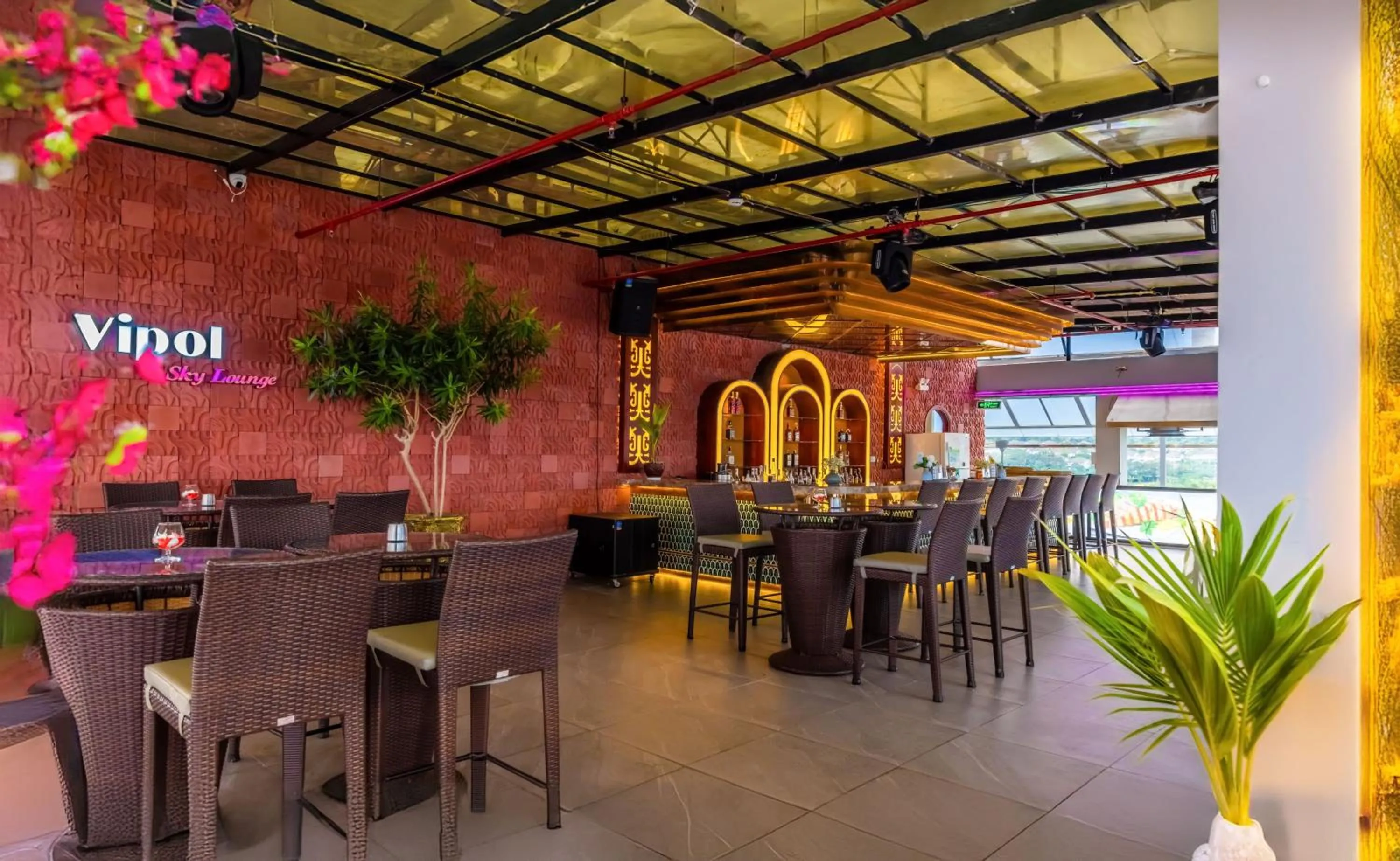 Restaurant/places to eat in Vipol Mui Ne Hotel & Spa
