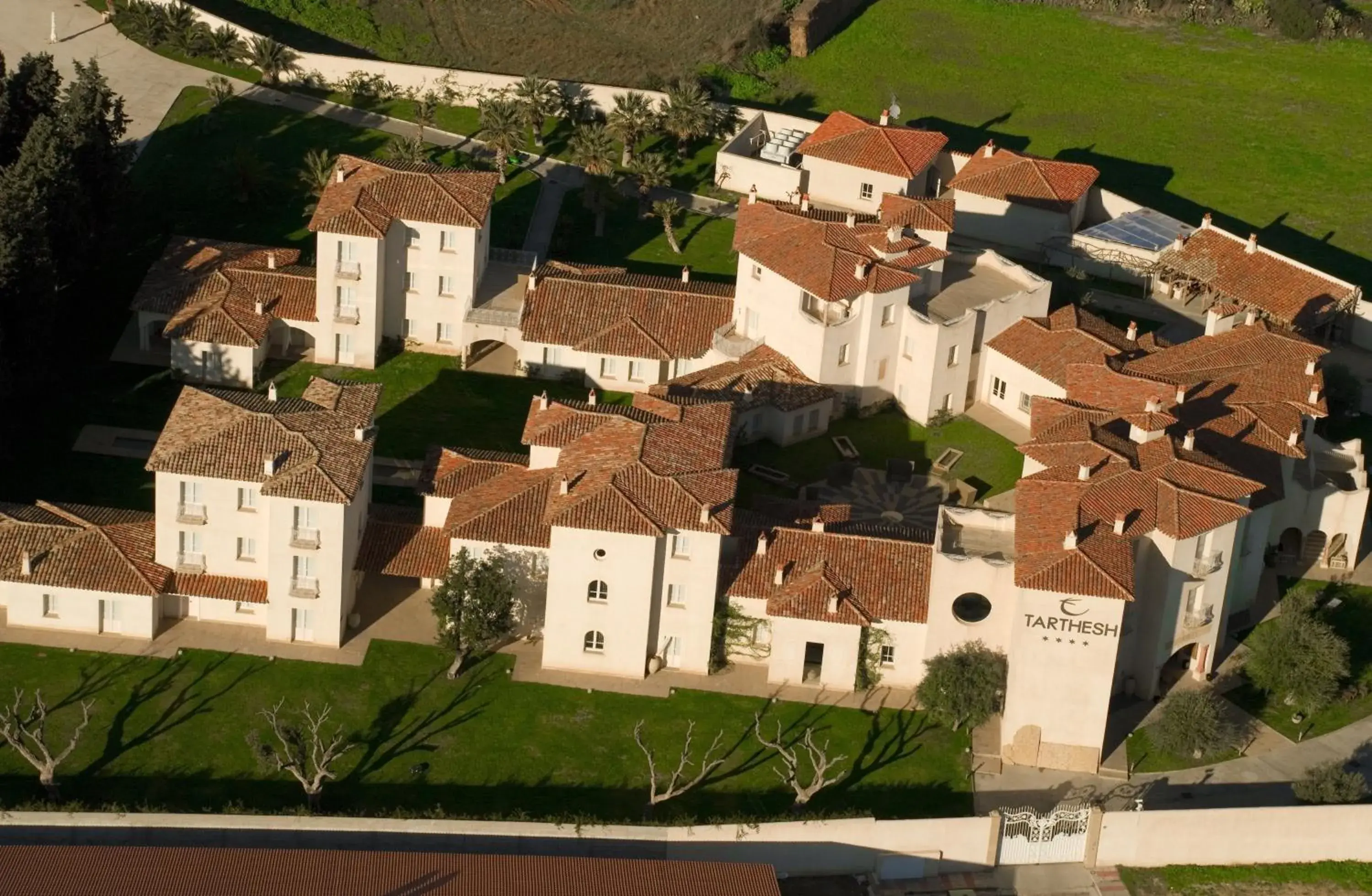 Restaurant/places to eat in Tartheshotel Restaurant/places to eat in Tartheshotel