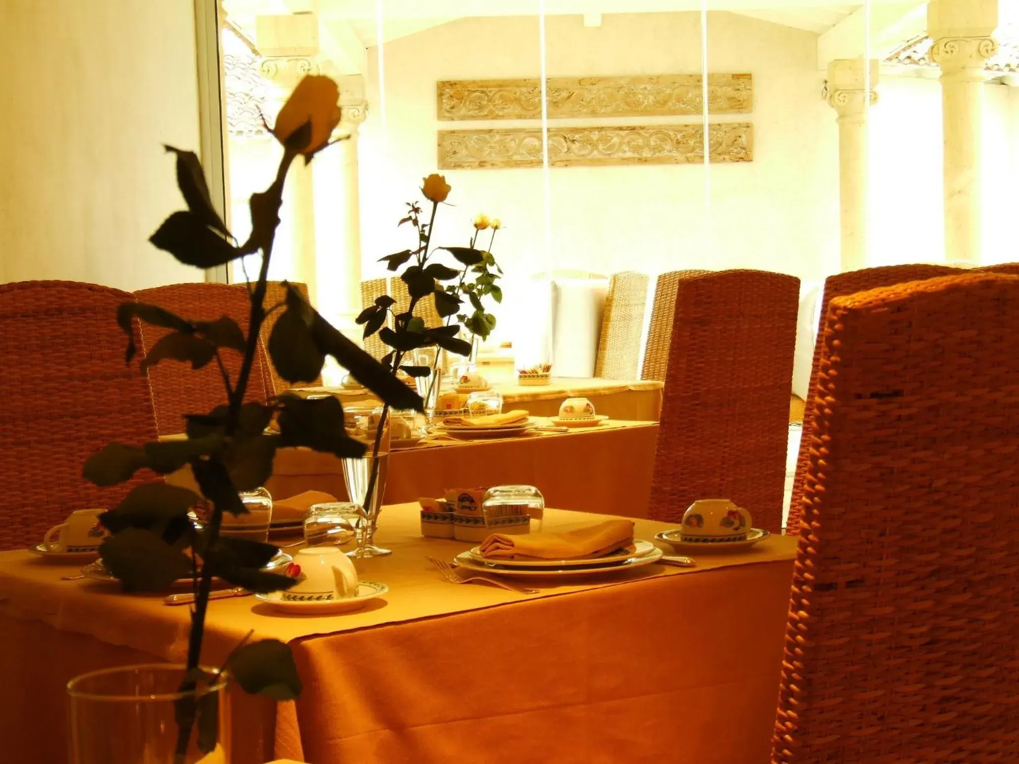 Restaurant/places to eat in Tartheshotel Restaurant/places to eat in Tartheshotel