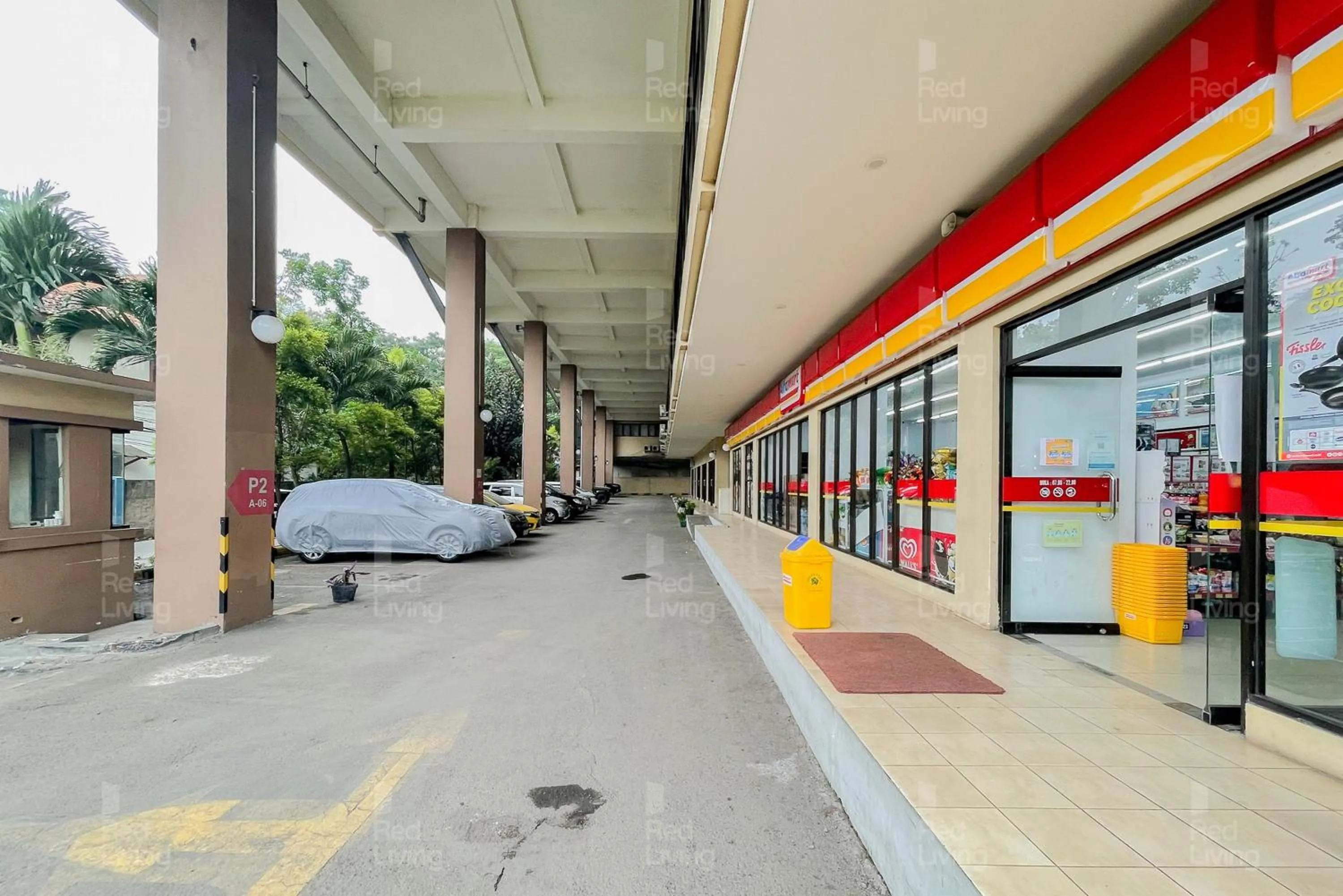 Parking in RedLiving Apartemen Tamansari Panoramic - Santuy Agency