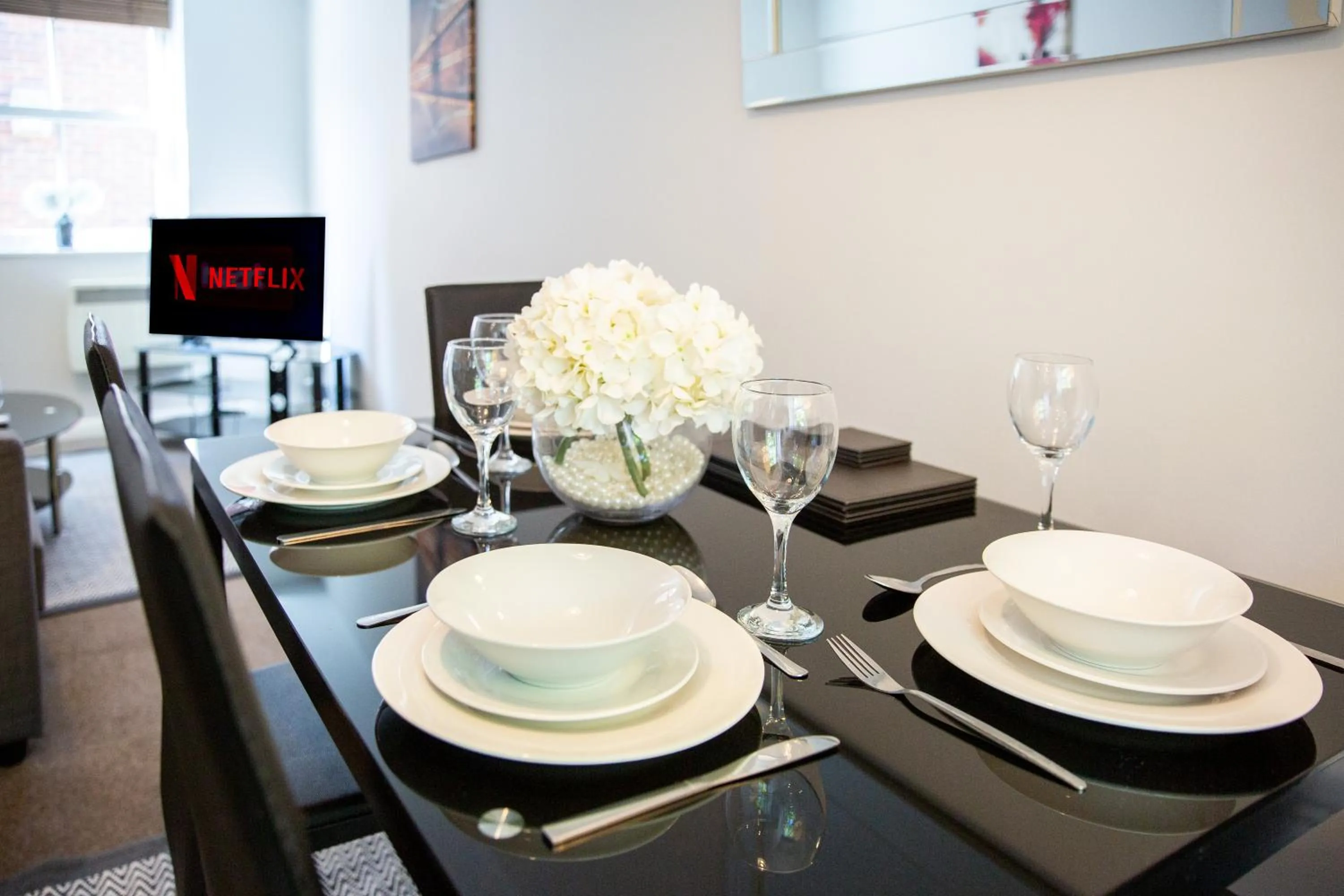 Dining area in Velvet 2-bedroom apartment, Brewery Road, Hoddesdon