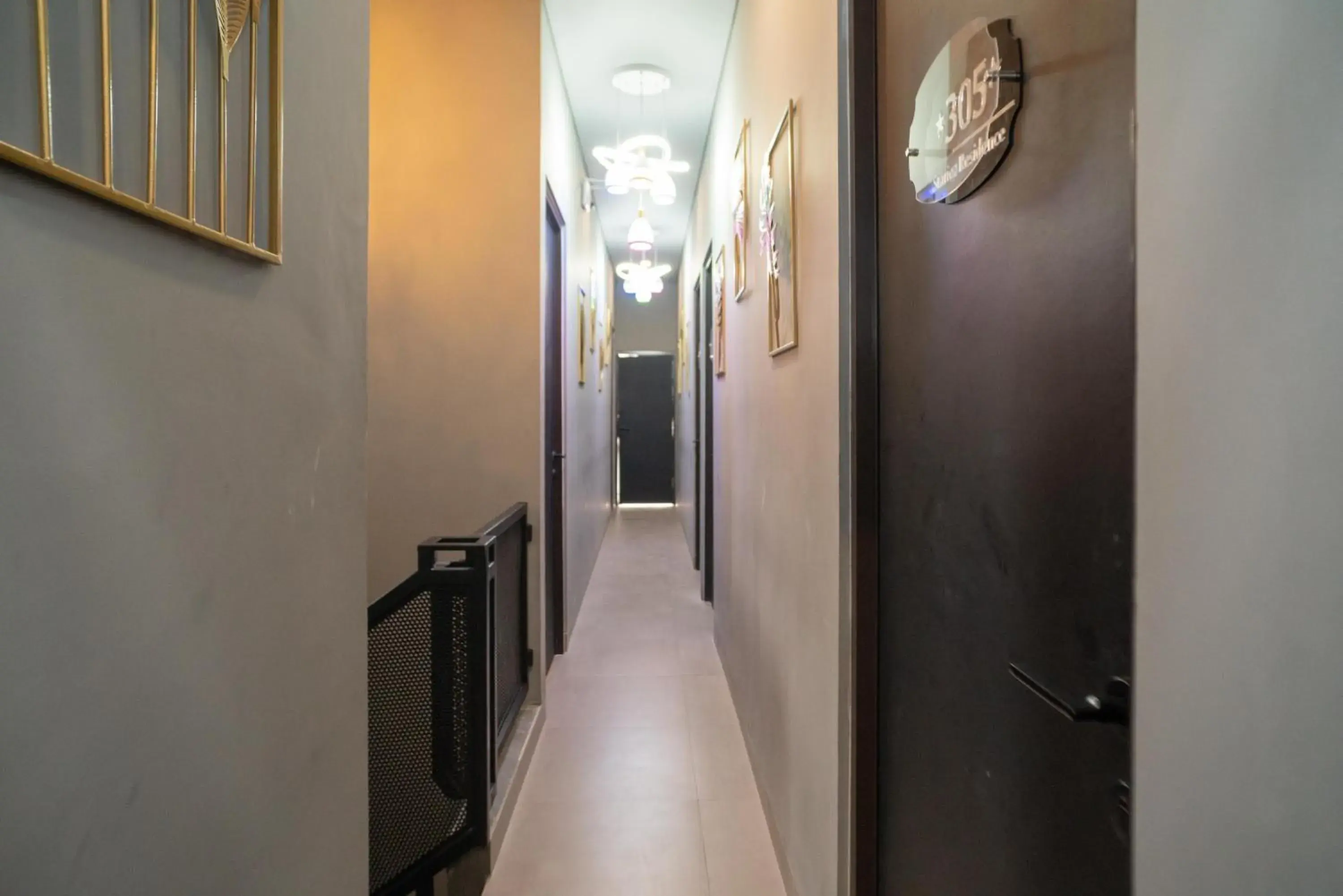 Property building in RedDoorz at Golden Averis Cibuluh Bogor Property building in RedDoorz at Golden Averis Cibuluh Bogor