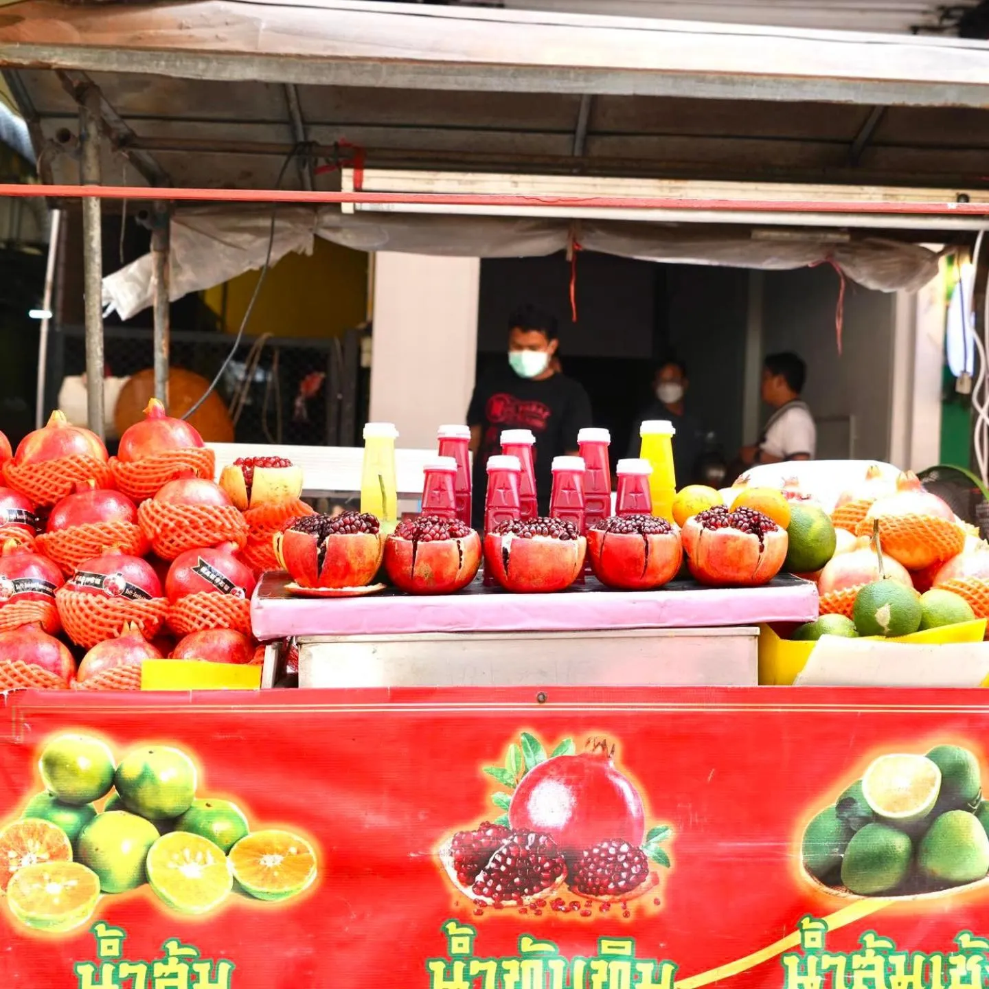 Nearby landmark in 2499 Heritage Chinatown Bangkok Hotel By RoomQuest