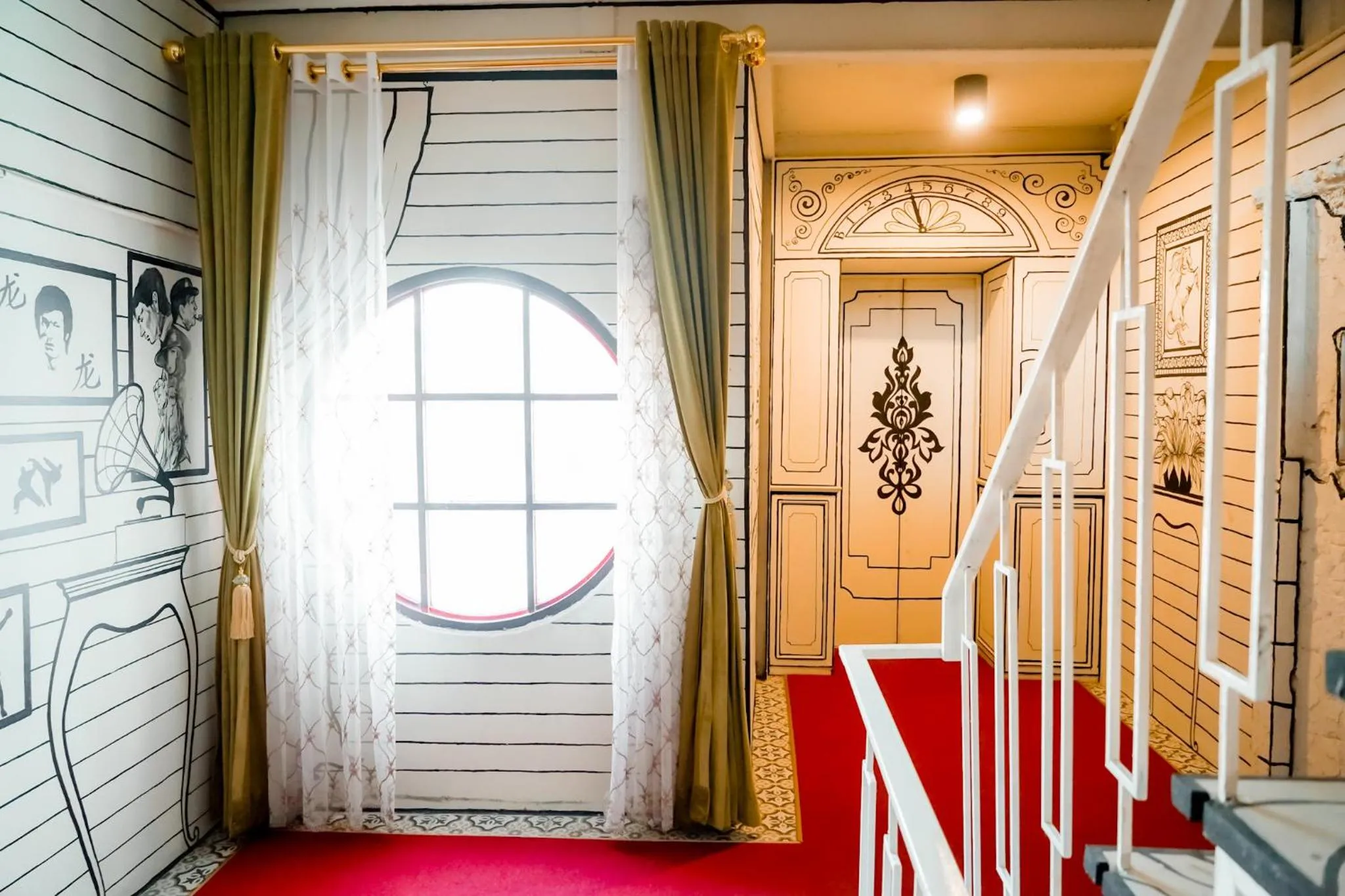 elevator in 2499 Heritage Chinatown Bangkok Hotel By RoomQuest