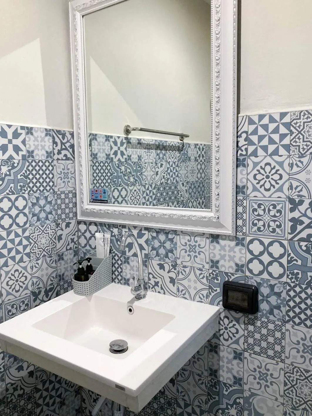 Bathroom in 2499 Heritage Chinatown Bangkok Hotel By RoomQuest